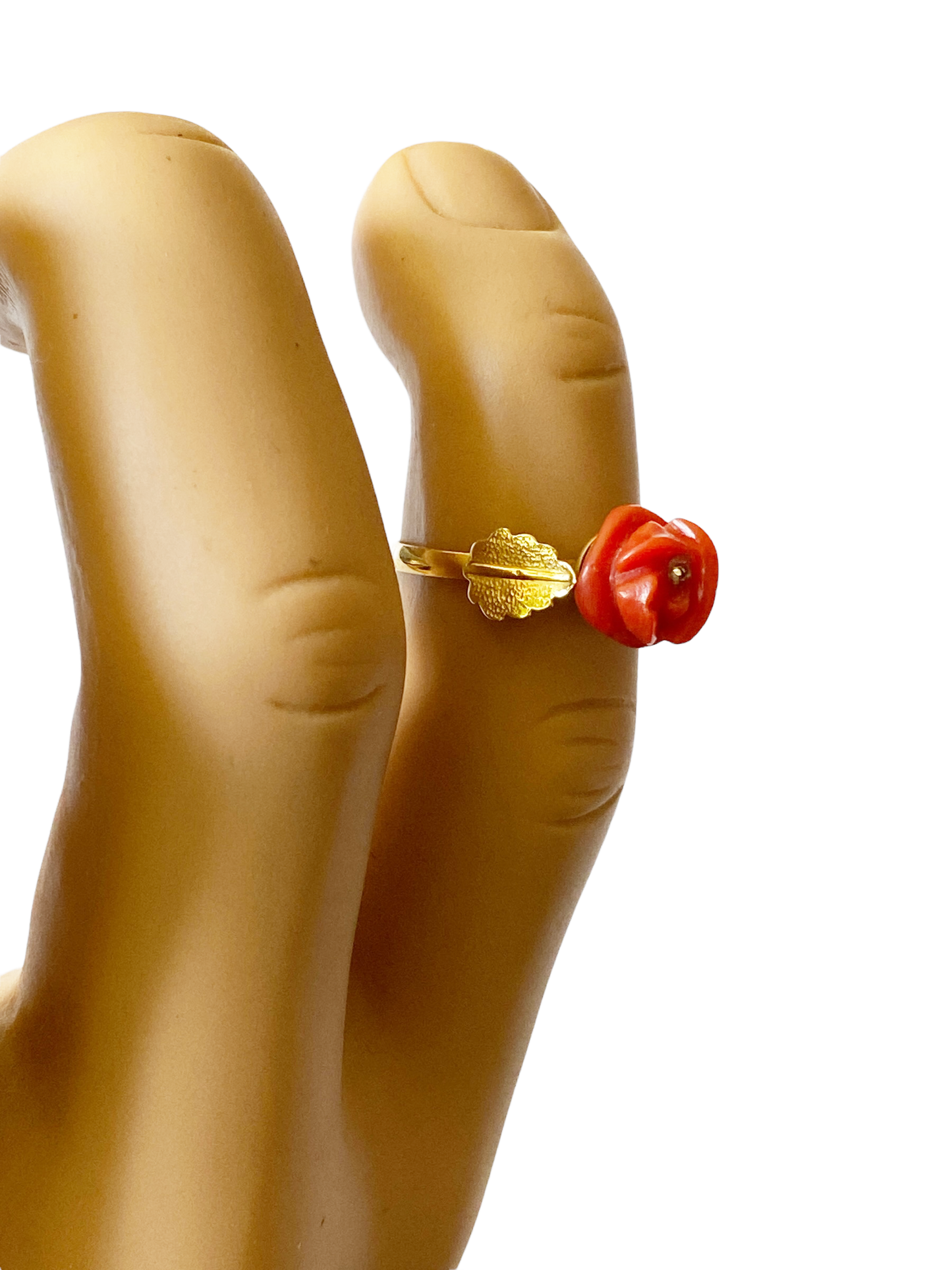 #4185 Vintage 18Kt Gold/ Coral Set Of Earrings And Ring Size 4