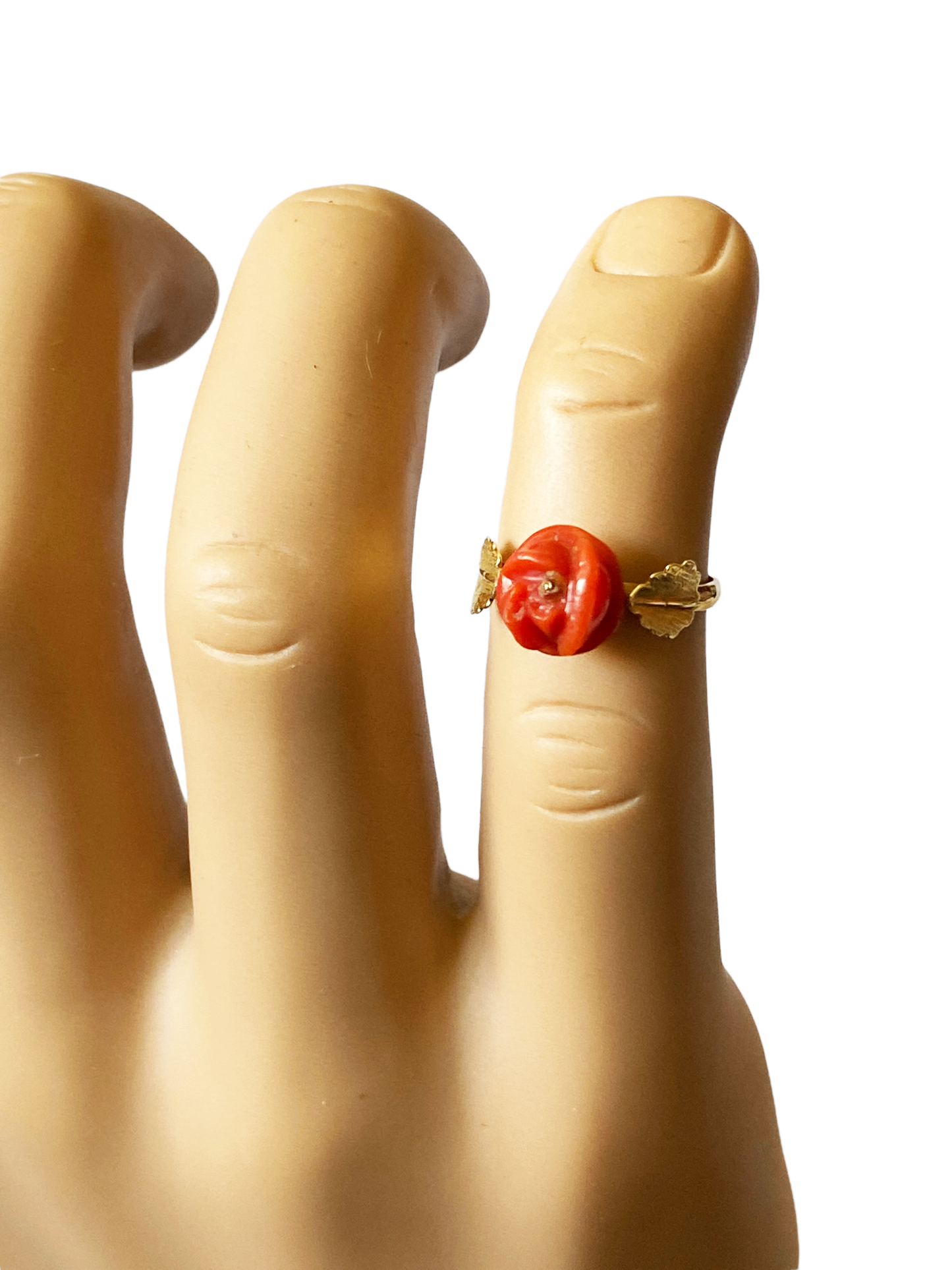 #4185 Vintage 18Kt Gold/ Coral Set Of Earrings And Ring Size 4