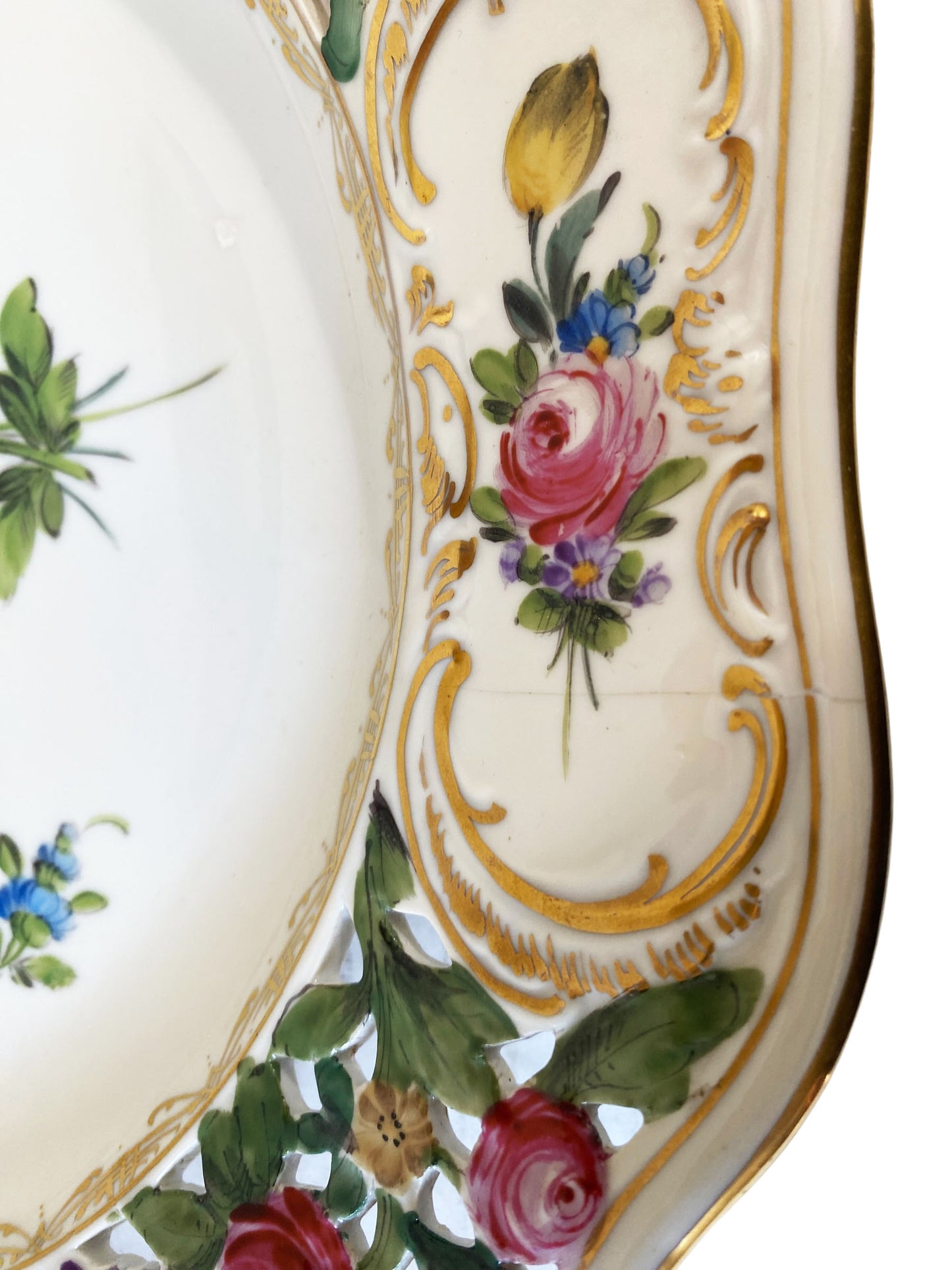 #7916 Reticulated Pierced Porcelain Flowers Cabinet Plate Dresden 11" D