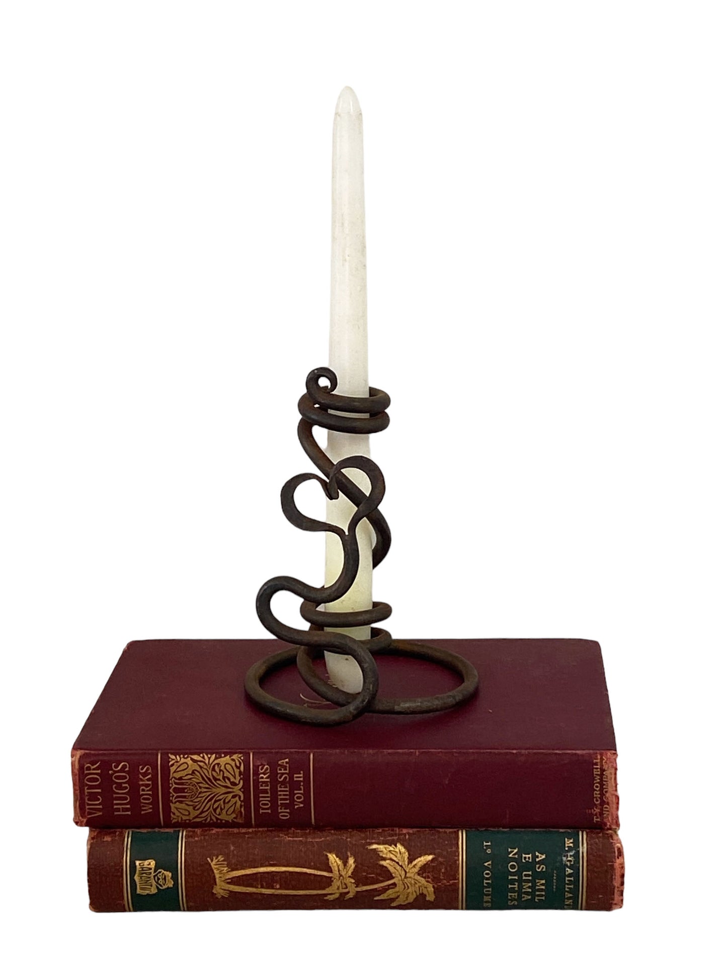 #5667 Vintage Artistic Iron Candle Holder W/Heart 5.75" H