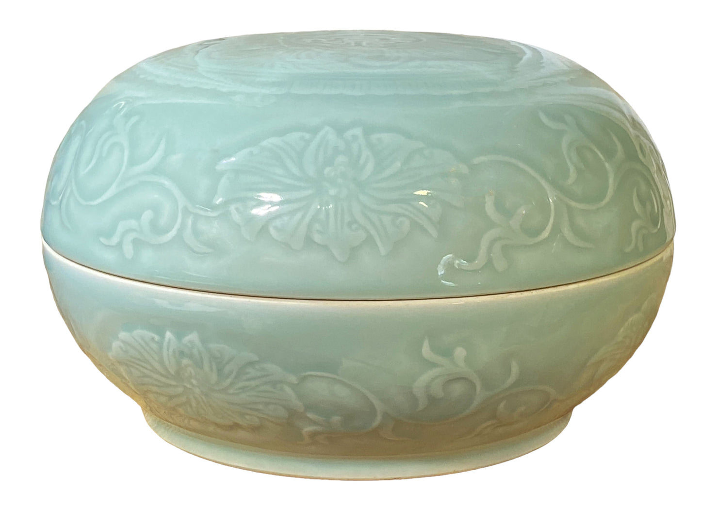 #7074 Chinese Hand Carved Celadon Box 9.5" Diameter