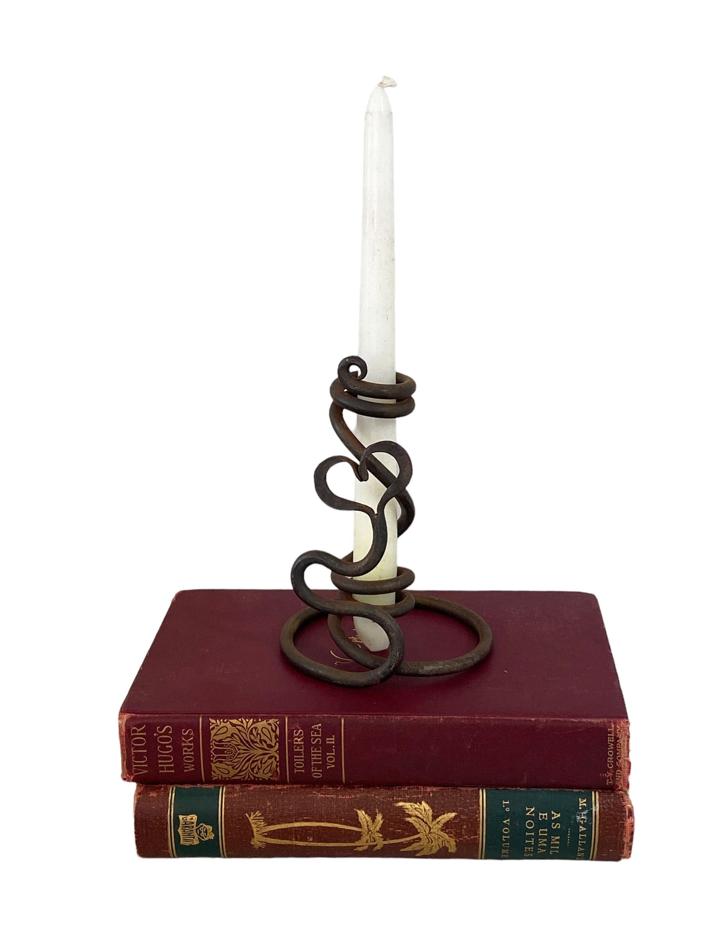 #5667 Vintage Artistic Iron Candle Holder W/Heart 5.75" H