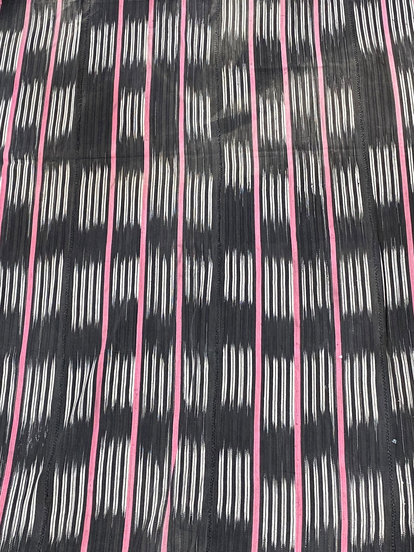 #5728 Vintage Baule /Baoulé Cloth/Textile Côte d’Ivoire. 63" by 44"