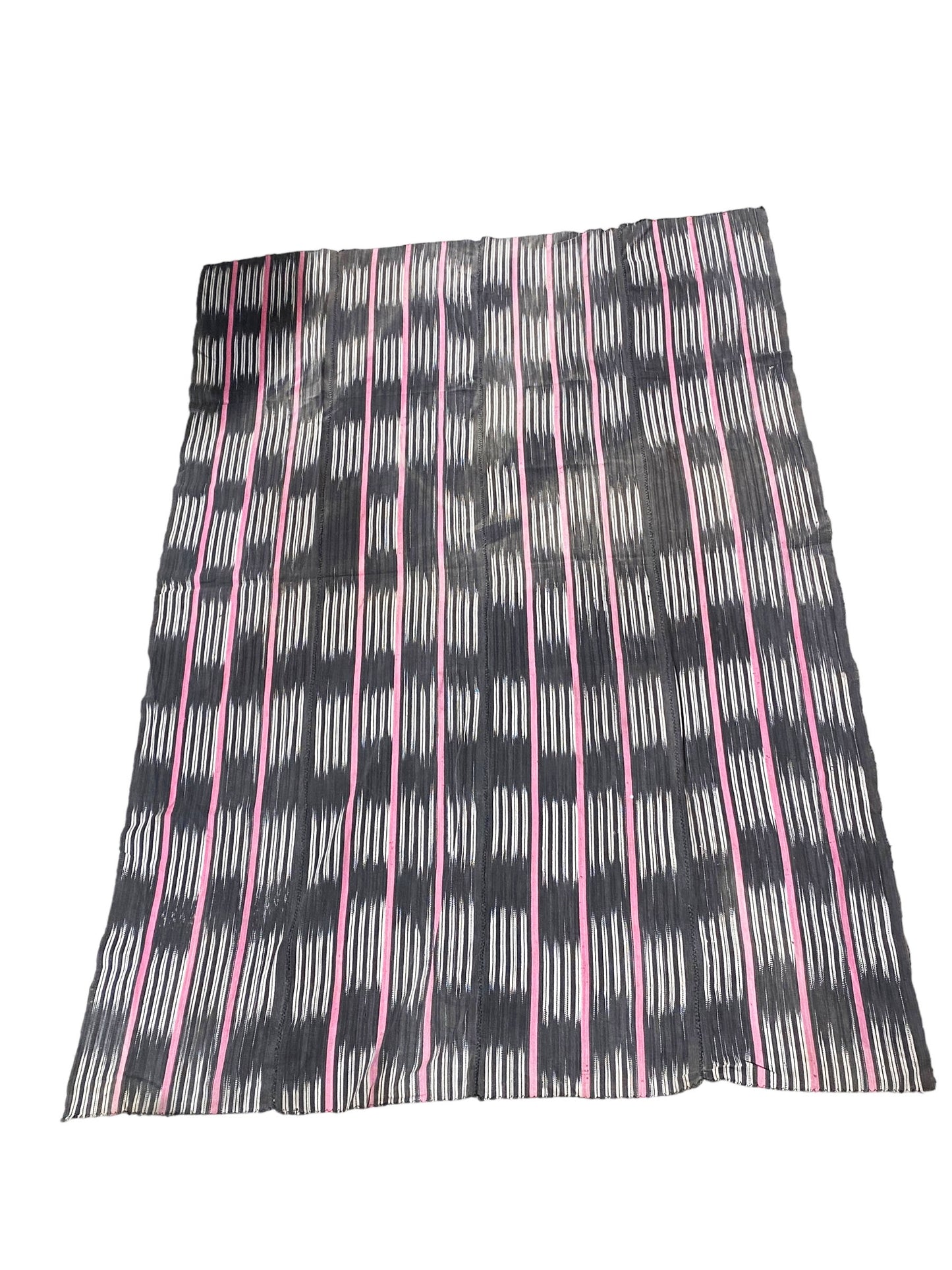 #5728 Vintage Baule /Baoulé Cloth/Textile Côte d’Ivoire. 63" by 44"