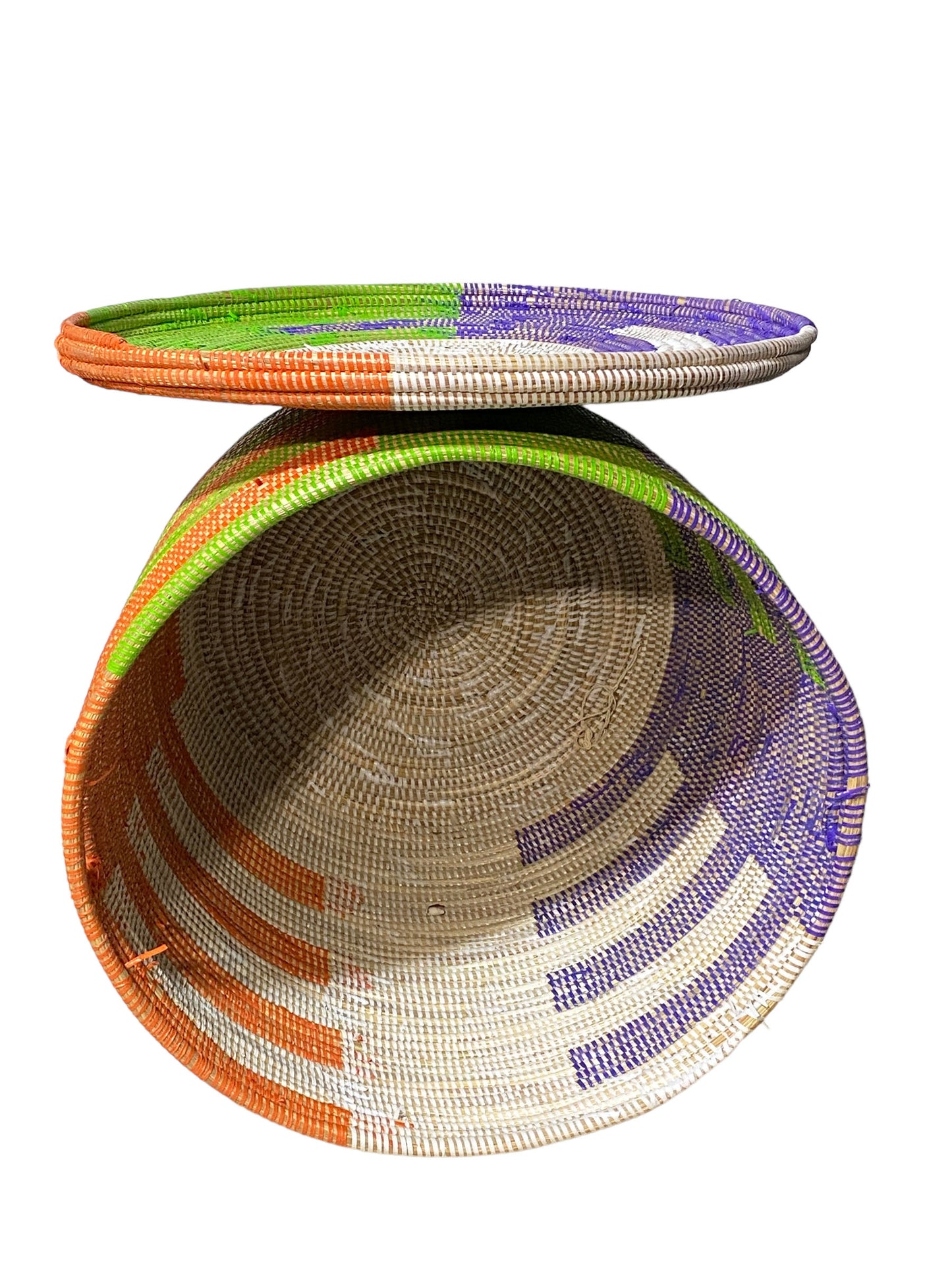 #5526 Lg Basket with Lid Senegal West Africa 17.5" H