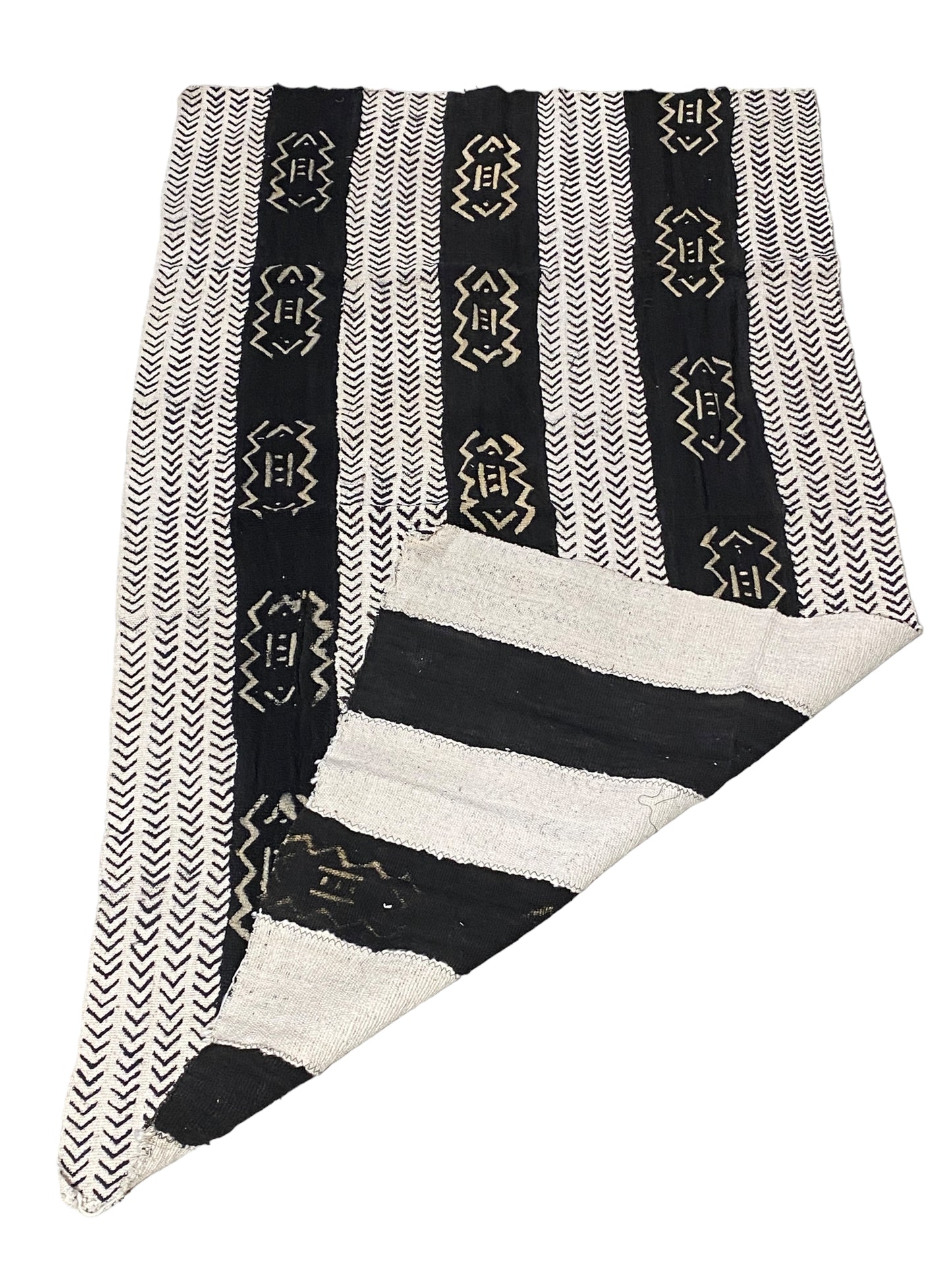 # 5733 African Black and White Mud Cloth Textile Mali 60" by 35"