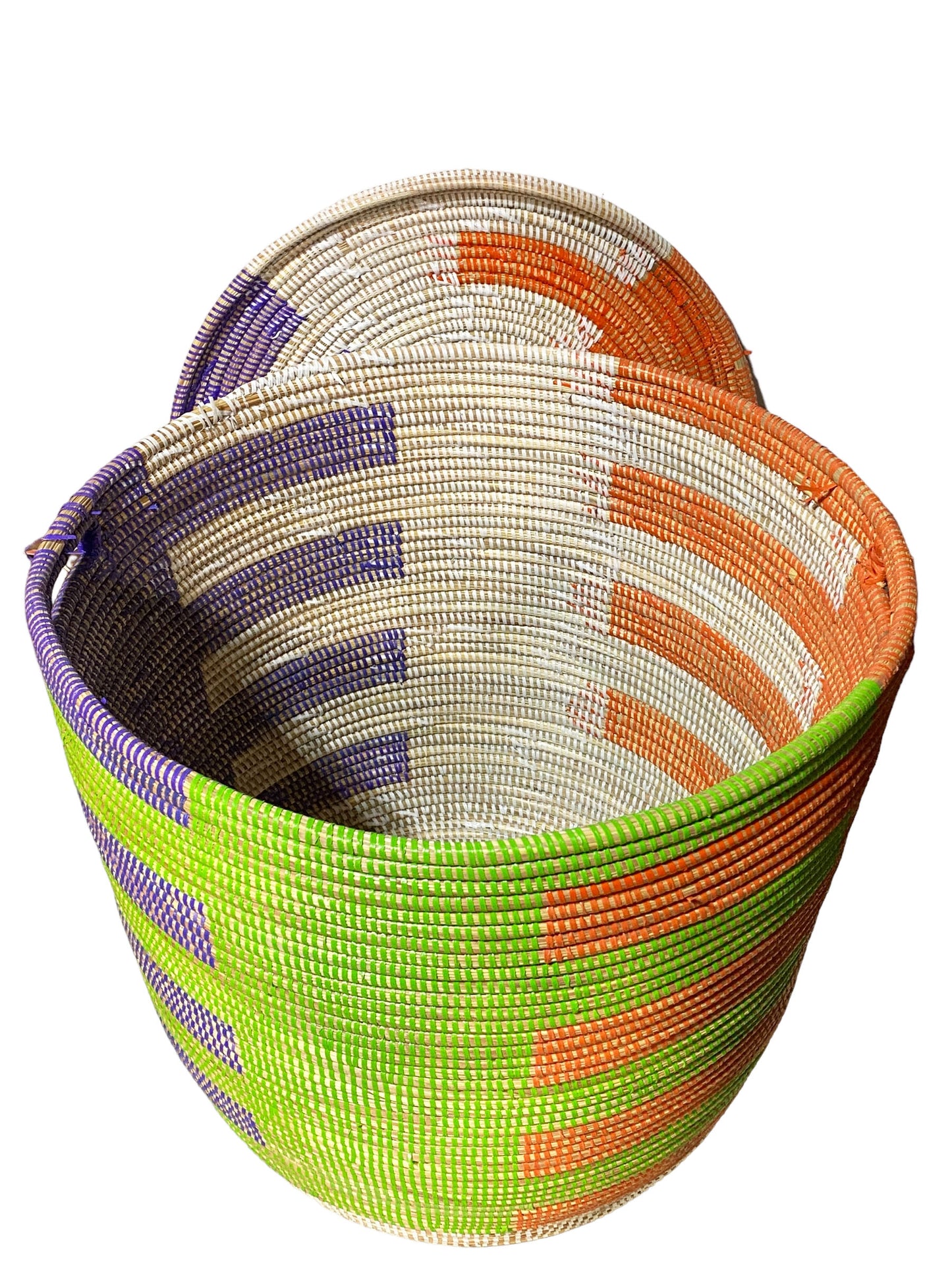 #5526 Lg Basket with Lid Senegal West Africa 17.5" H