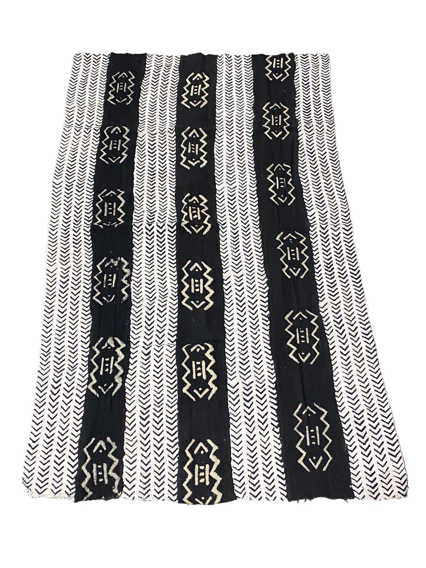 # 5733 African Black and White Mud Cloth Textile Mali 60" by 35"