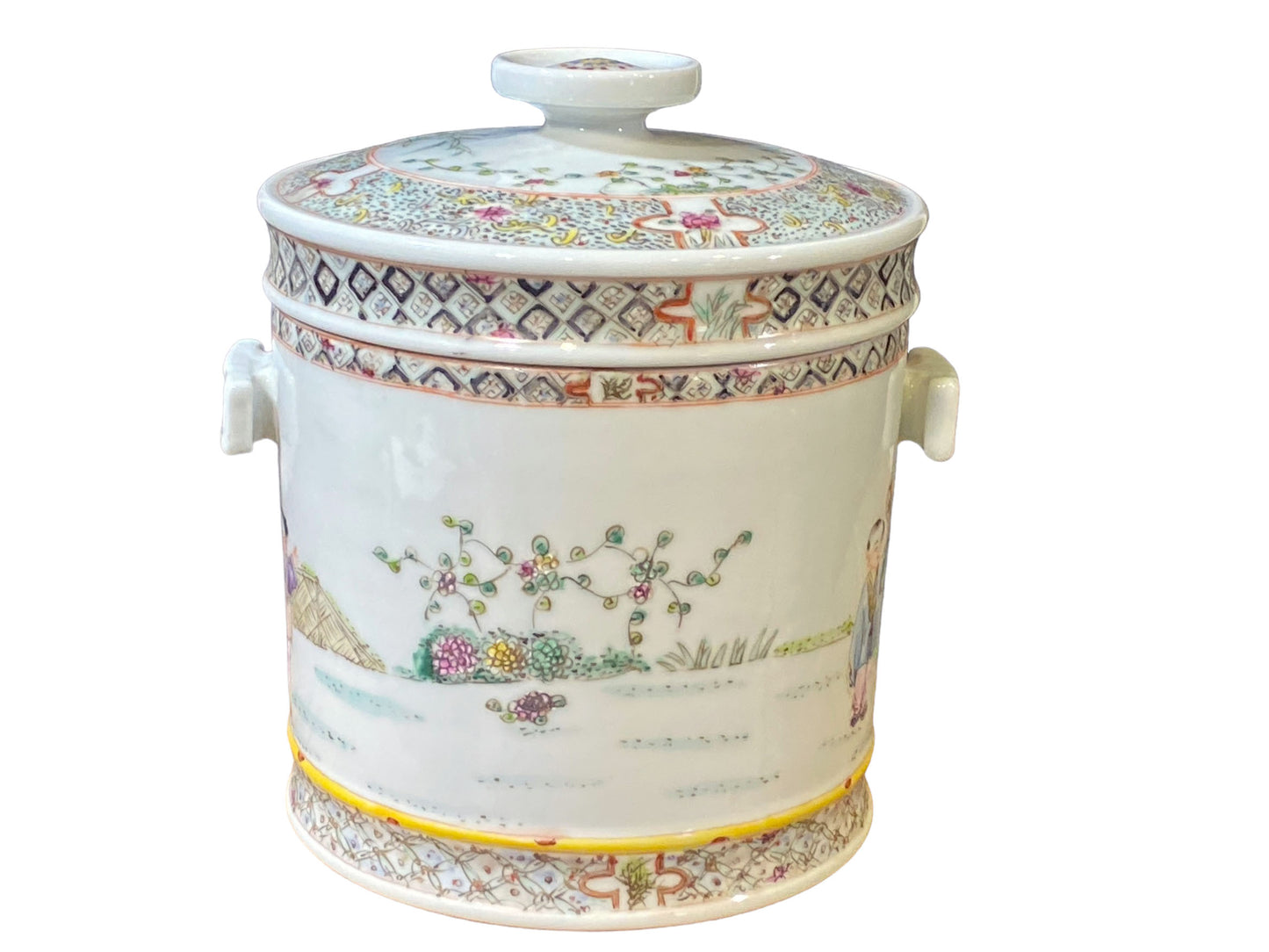 # 3455 Chinoiserie Famille Rose Porcelain Tea Canister 8.5" H