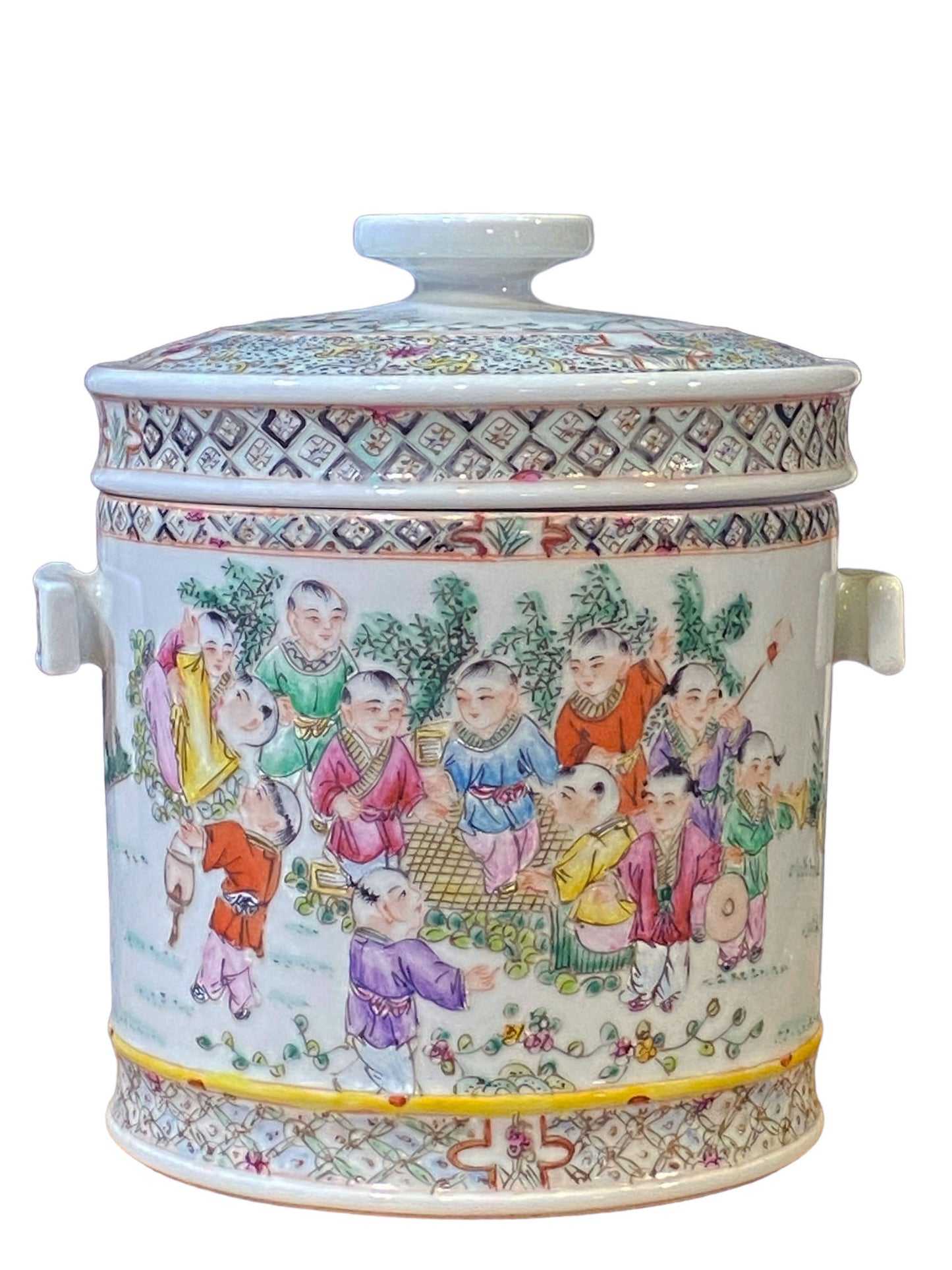 # 3455 Chinoiserie Famille Rose Porcelain Tea Canister 8.5" H