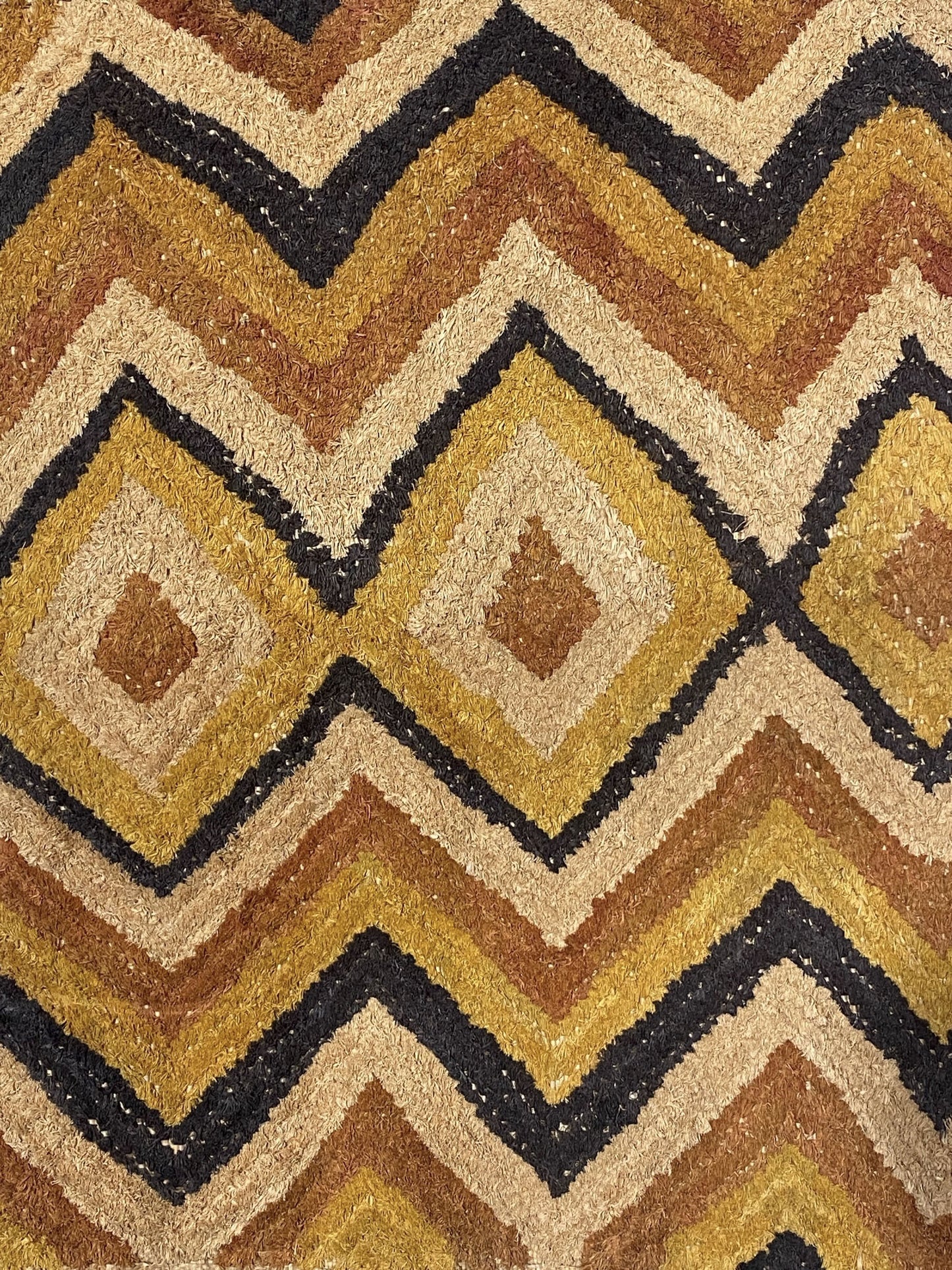 #1590 Superb African Kuba Kasai Velvet Raffia Textile Zaire 24.5 "by 22.25"