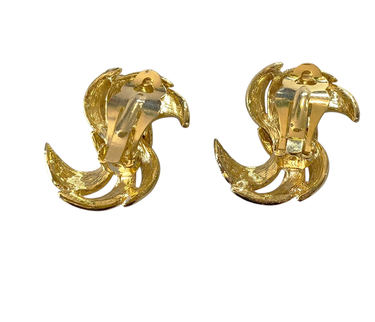 #18 Vintage set of a Brooch Pin & Earrings Gold Tone with enamel Leaf Feather