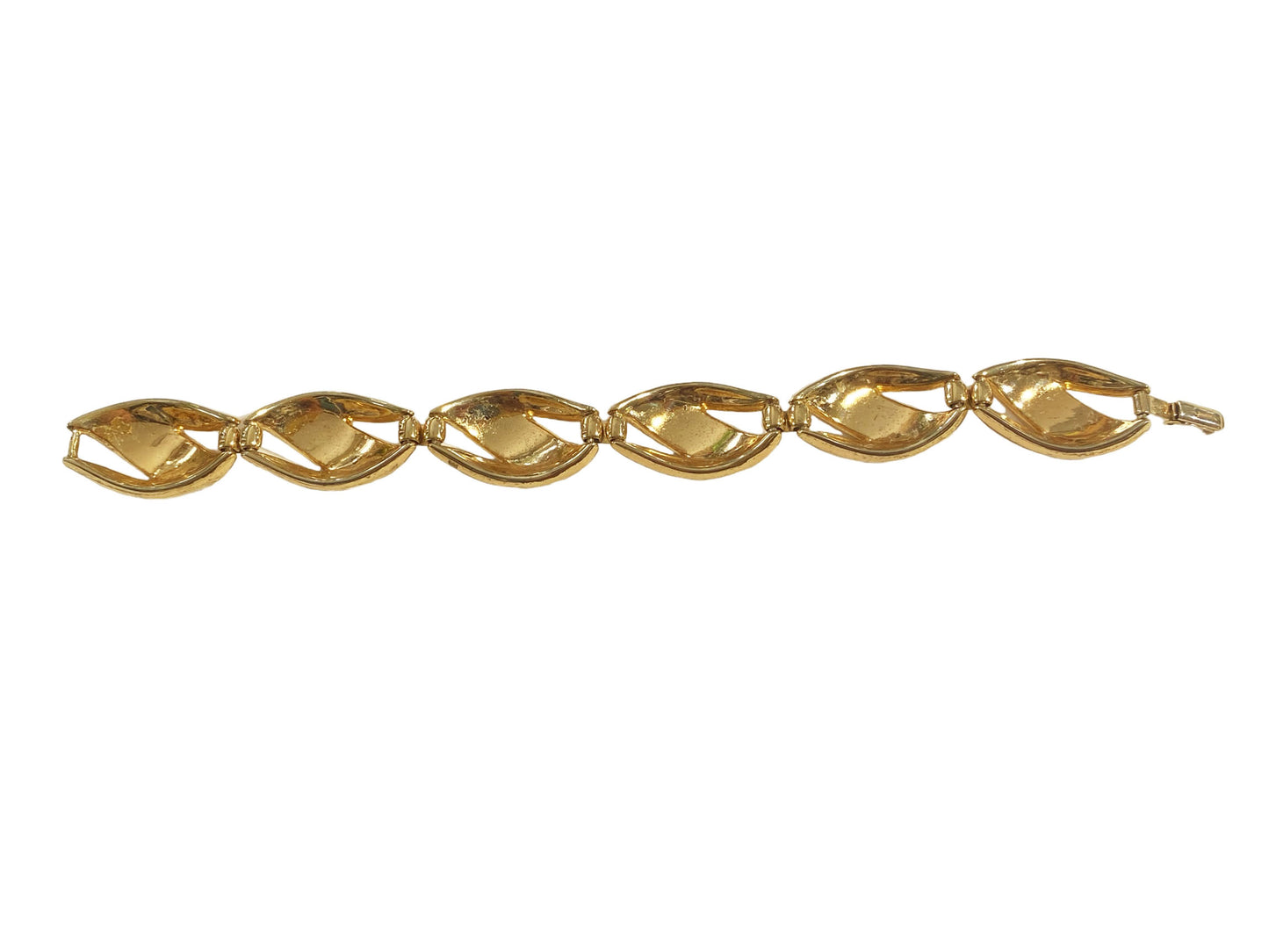 #5897  Vintage Chunky  Trifari  Pat. Pend Golden Bracelet
