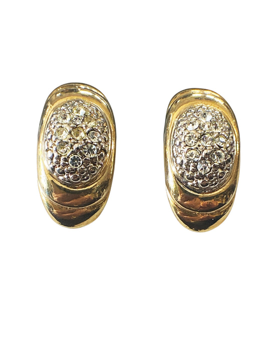 #6396 Vintage  Gold Tone W/Shimmering Glass Diamonds Clips Earrings