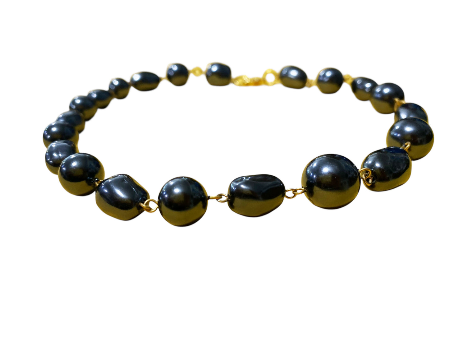 #17 Vintage 90's Faux Tahitian Black Pearl Choker Necklace. Size 18 in