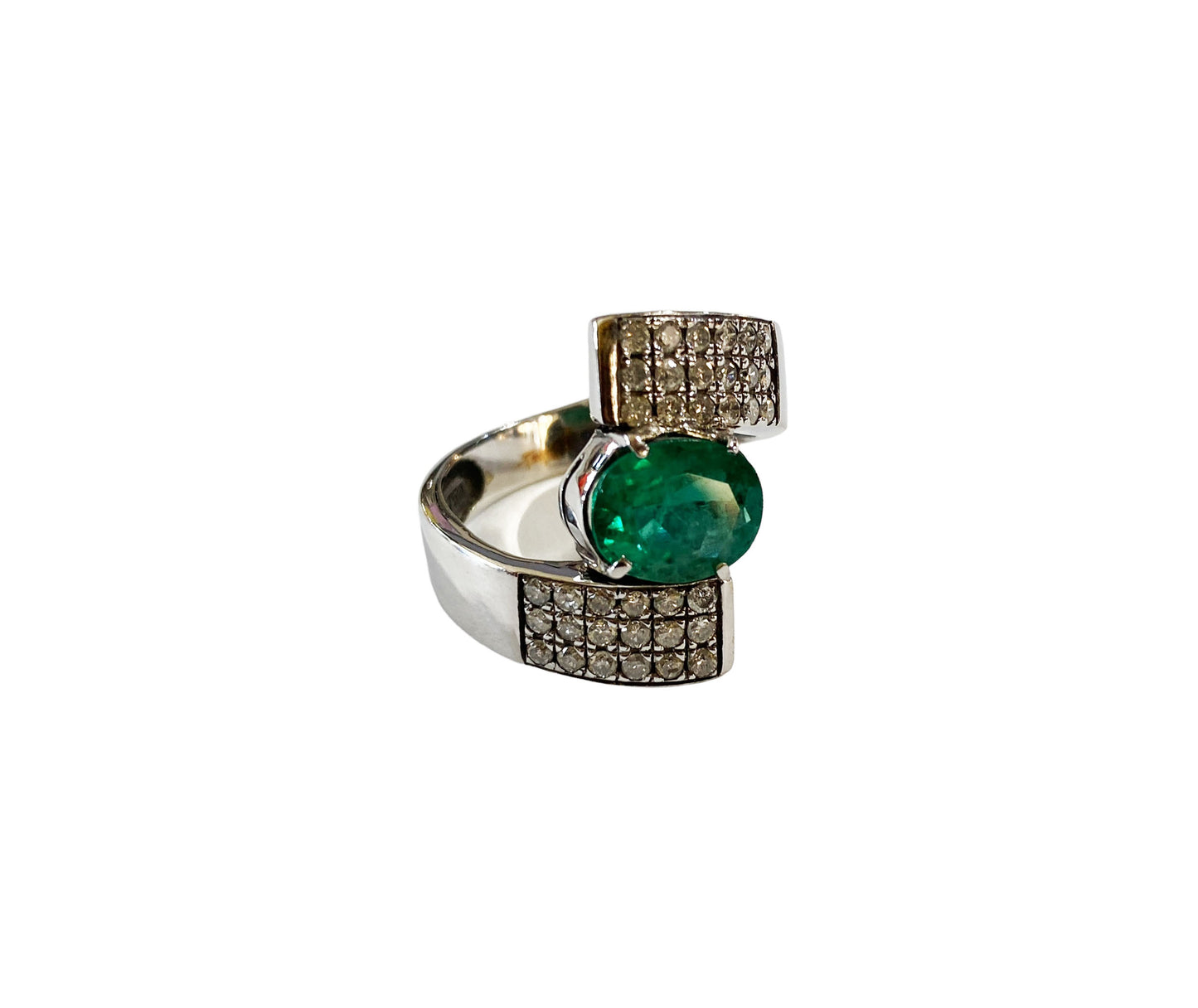 #7141 Elegant Colombian Emerald and Diamond Ring