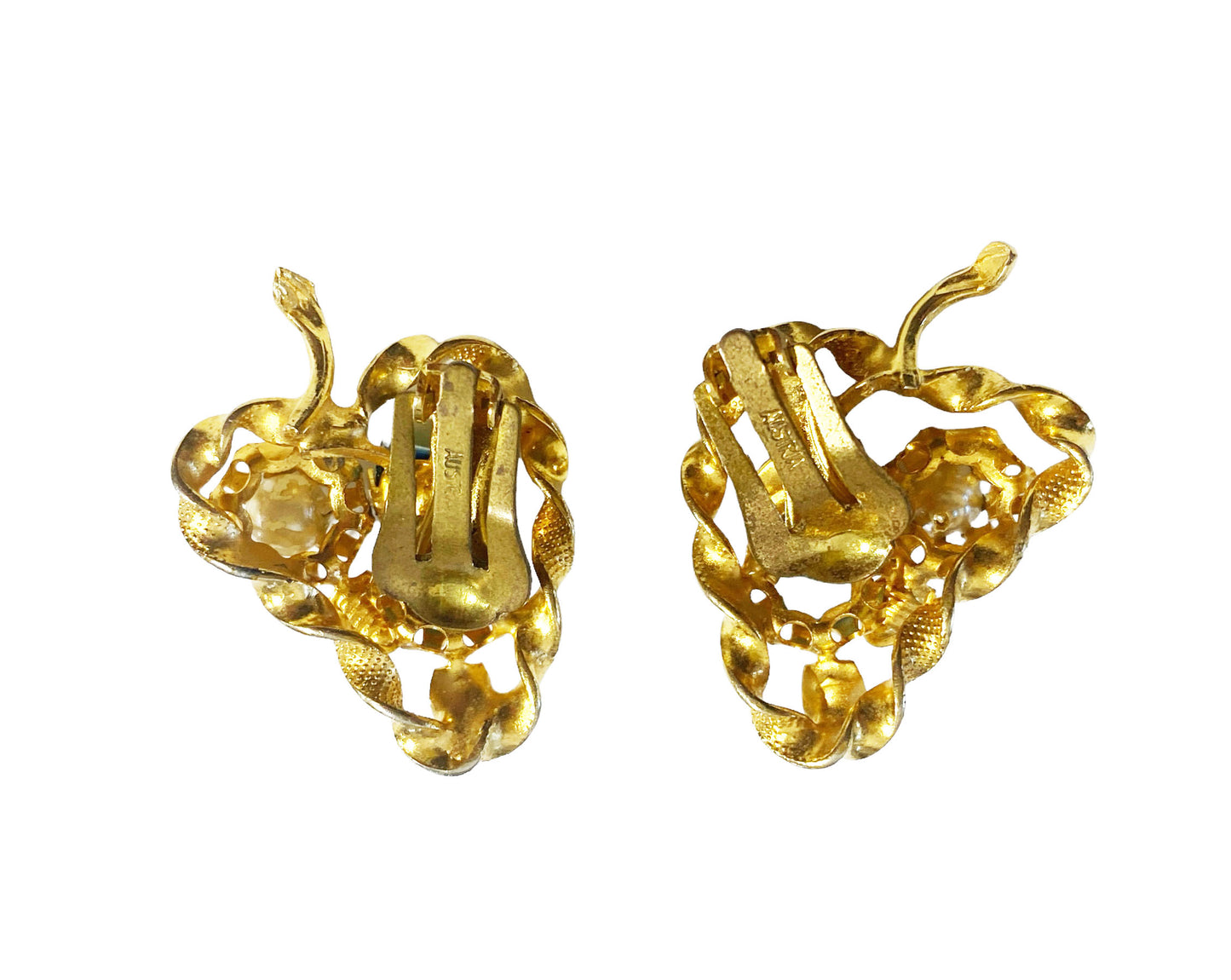 #7142 VTG signed AUSTRIA Gold Tone  Clip Earrings, grape Shape