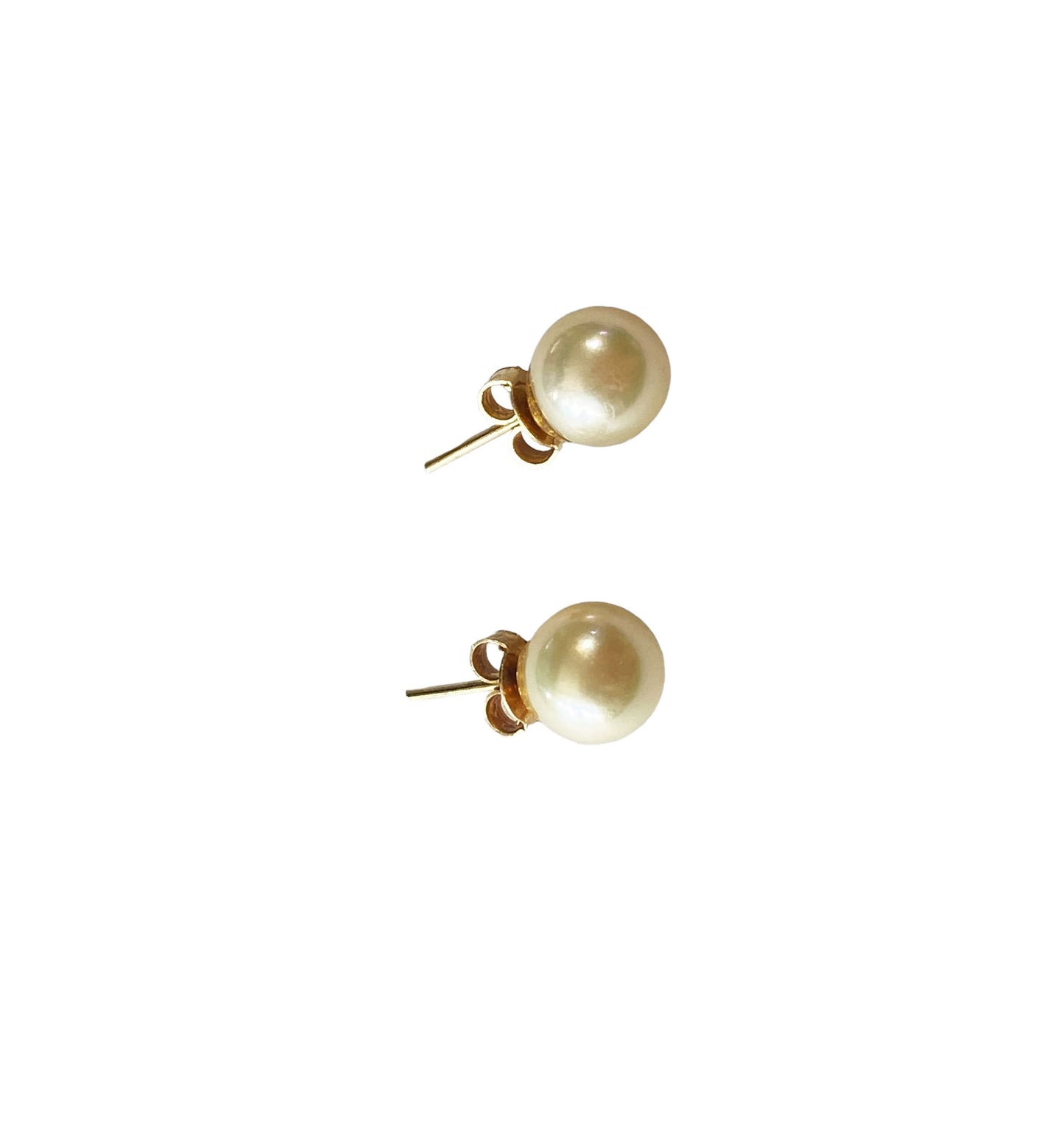 #7289 Vintage 18K  Gold Pearl Stud Earrings