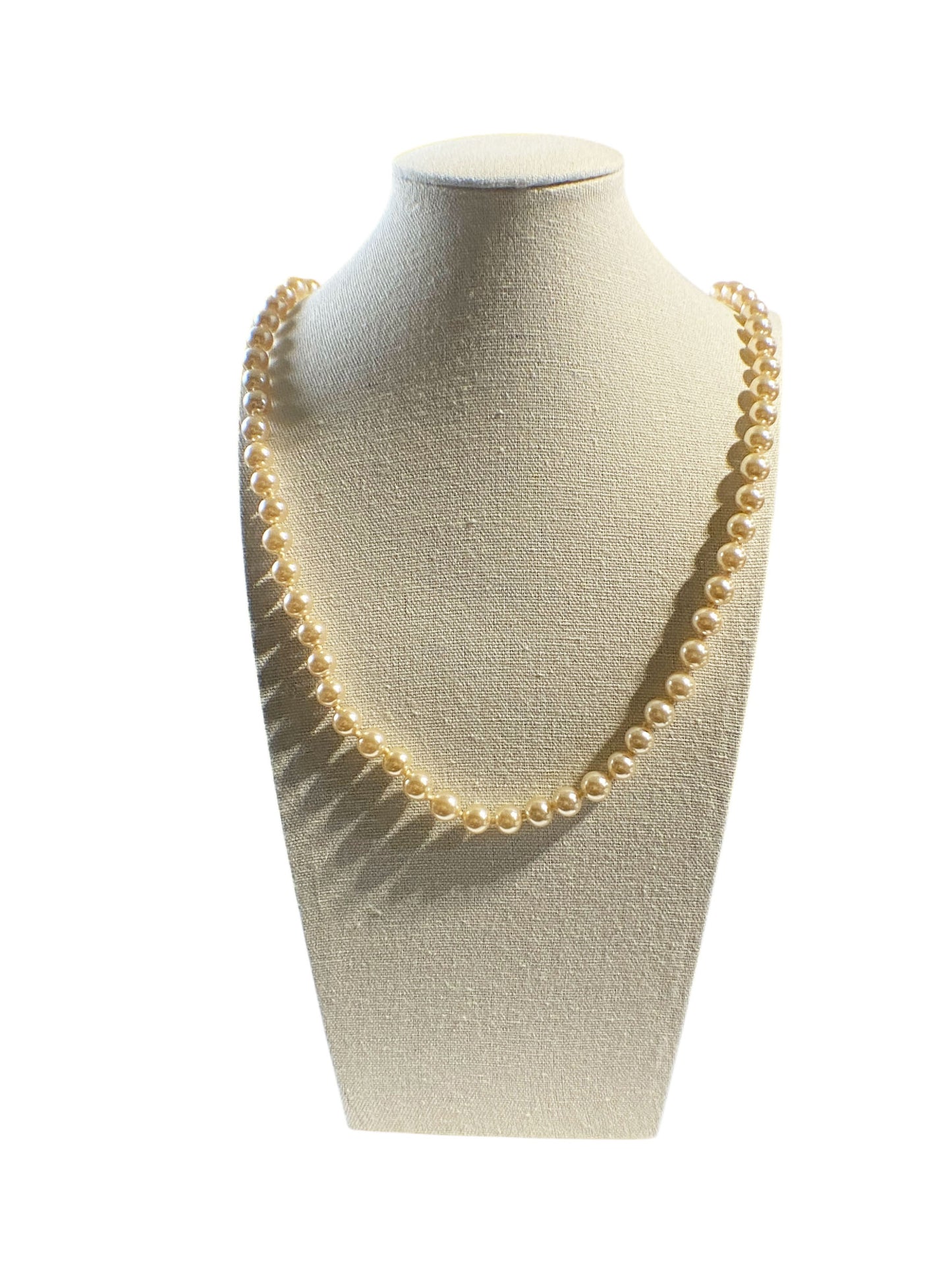 #6428 Vintage Czech Pearl Necklace With Faux gold tone Clasp 14"