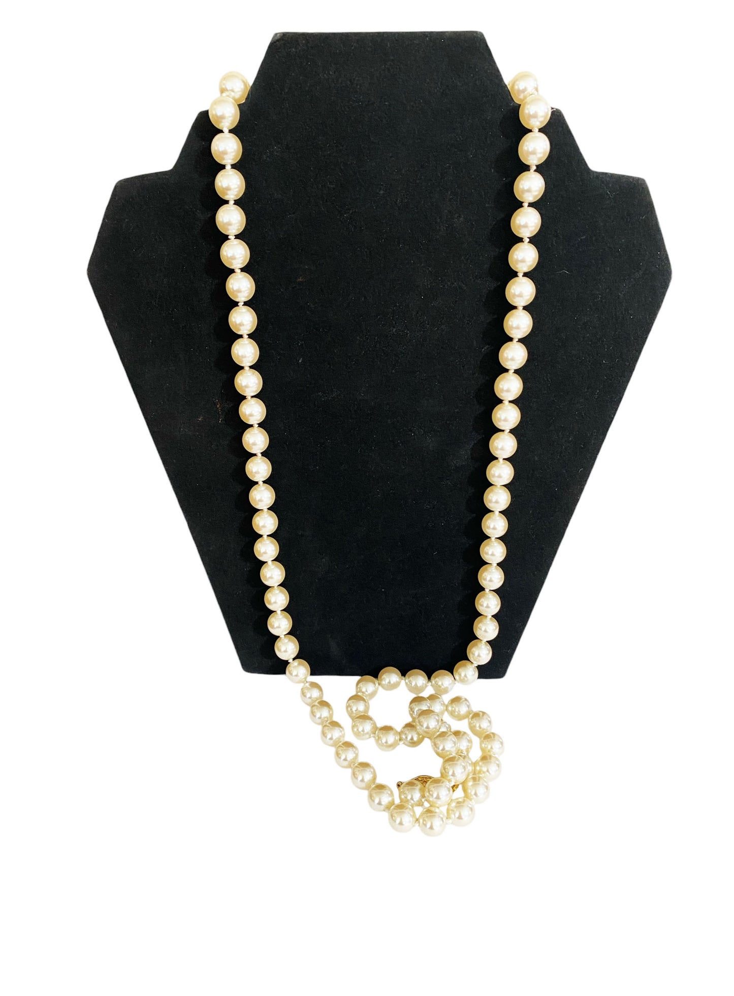 #6284 Vintage Czech Faux Large Pearl Necklace 18"