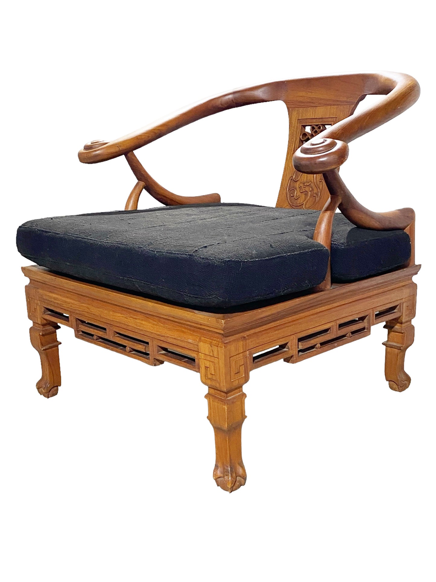 #6066 Mid Century Chinese/Japanese Style Horseshoe Back Chair