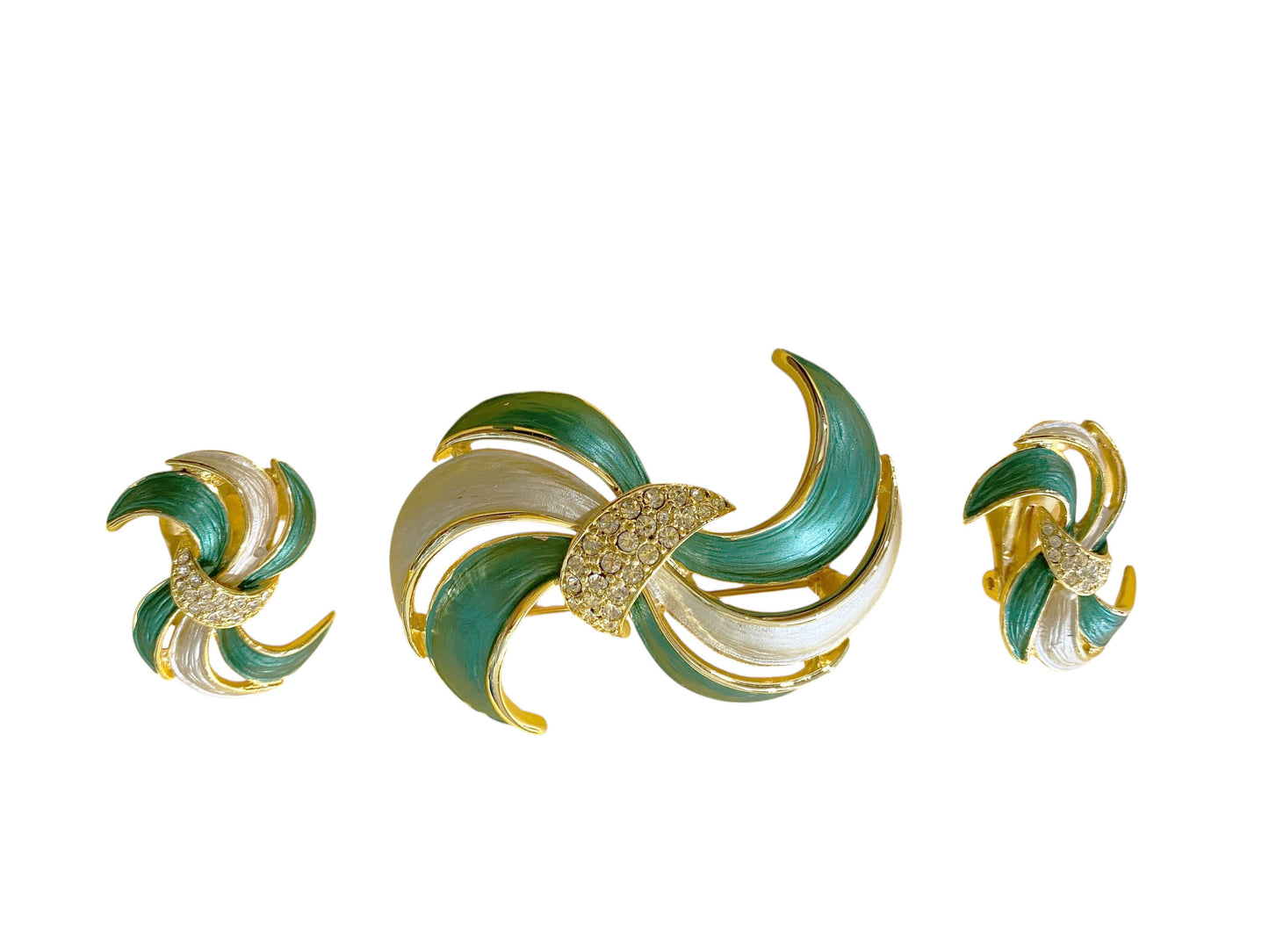 #18 Vintage set of a Brooch Pin & Earrings Gold Tone with enamel Leaf Feather