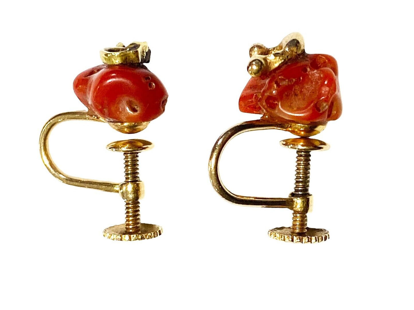 #4185 Vintage 18Kt Gold/ Coral Set Of Earrings And Ring Size 4