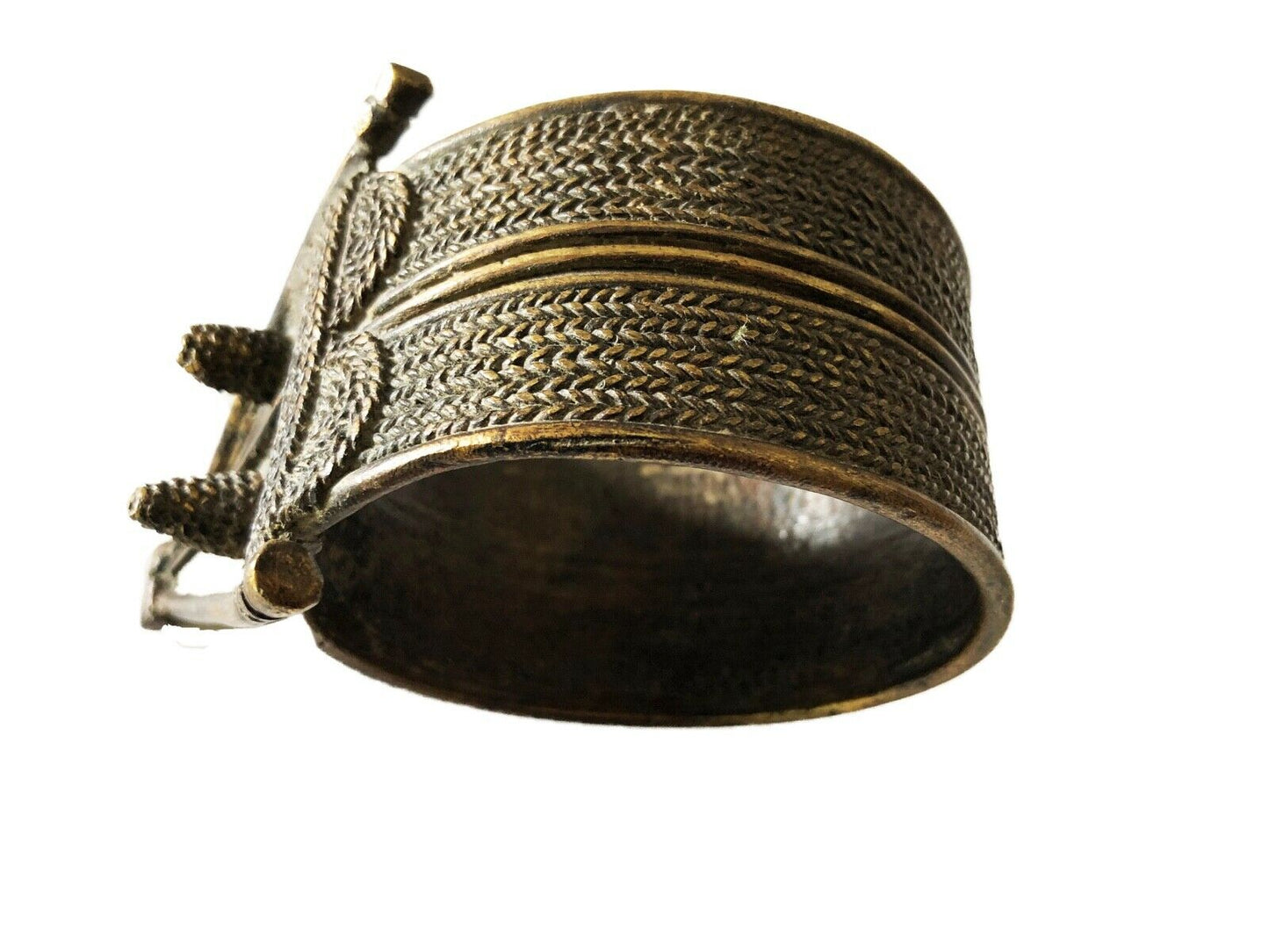 #2212 Exquisite Bronze Bracelet Gan Burkina Faso w / Crocodile 5.25 " W
