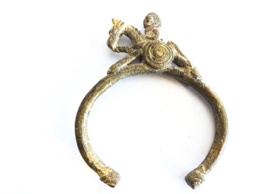 #1961 African Dogon bronze Bracelet w/ a horseman/ equestrians figure Mali Gold Weight