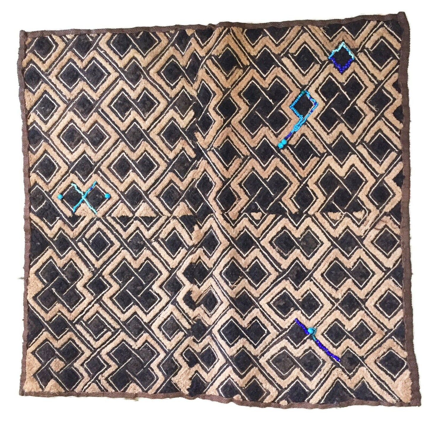 #1867 Kuba Kasai Velvet Boutallah Raffia Textile , Zaire Africa W/Turquoise Beads