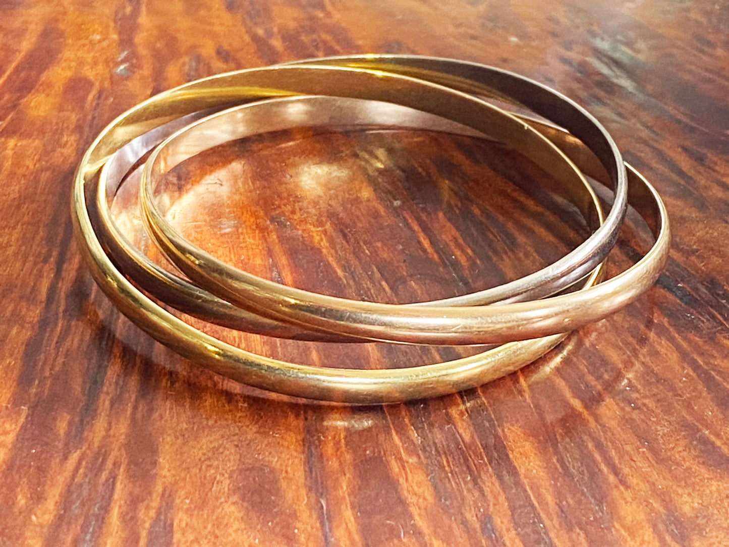 #4861Cartier  Style Tri-Tone 18 Karat Interlocking 3 Bangle Trinity Bracelet