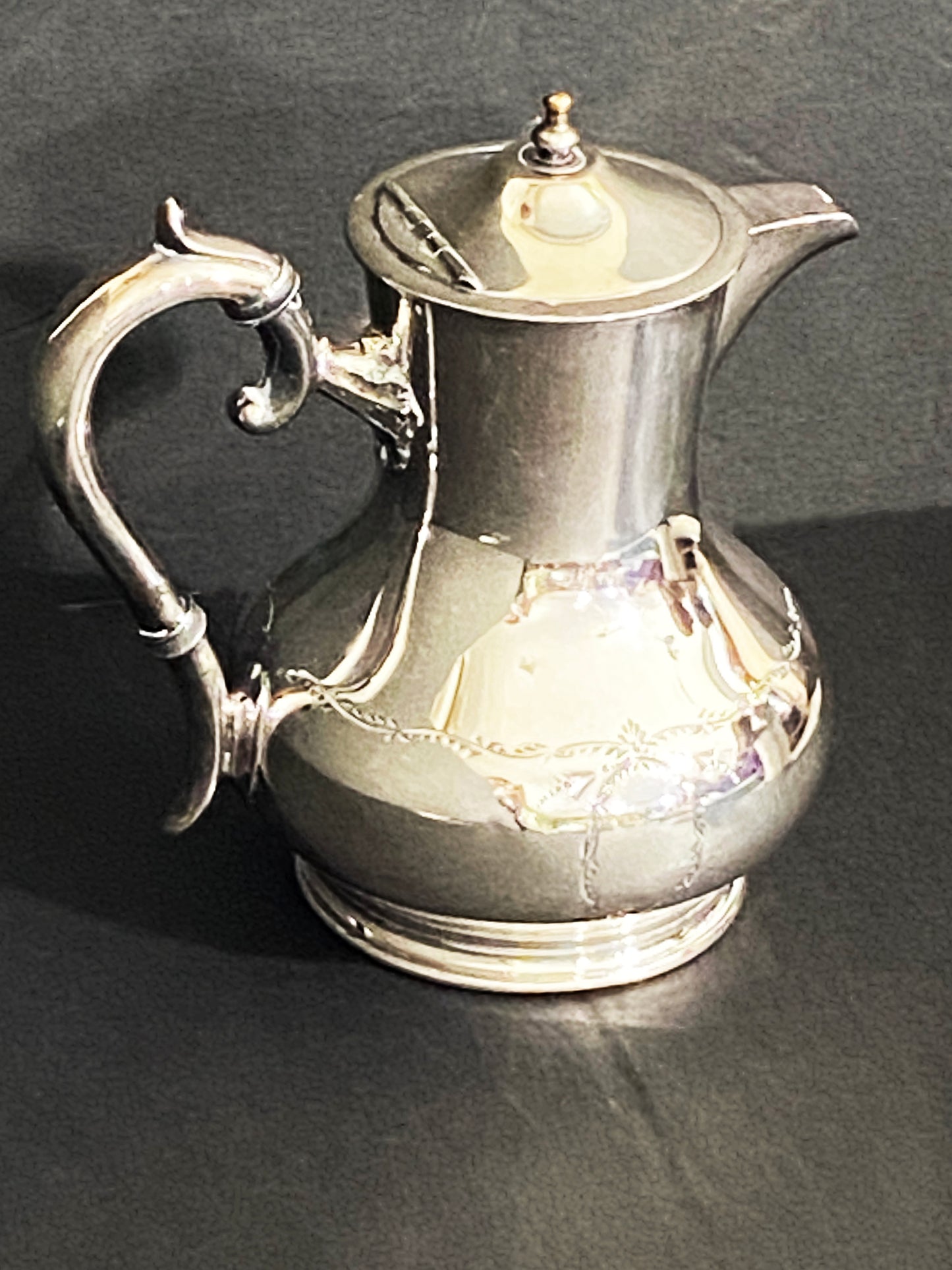 #4175 English Improved Hard White Metal Coffee pot 6" H