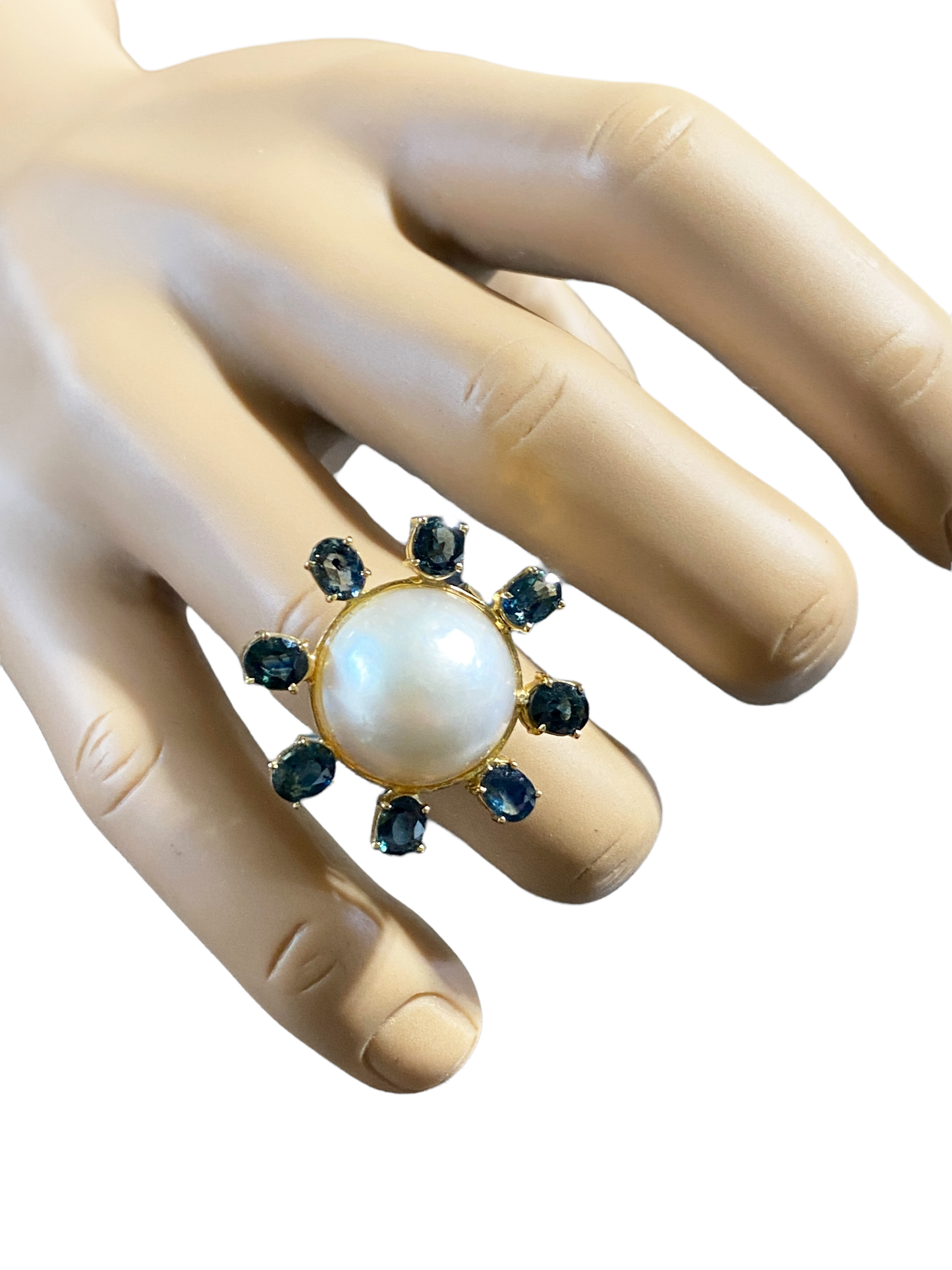 #2013 Retro 18 KT  Yellow Gold Maube Pearl & Sapphire  Ring