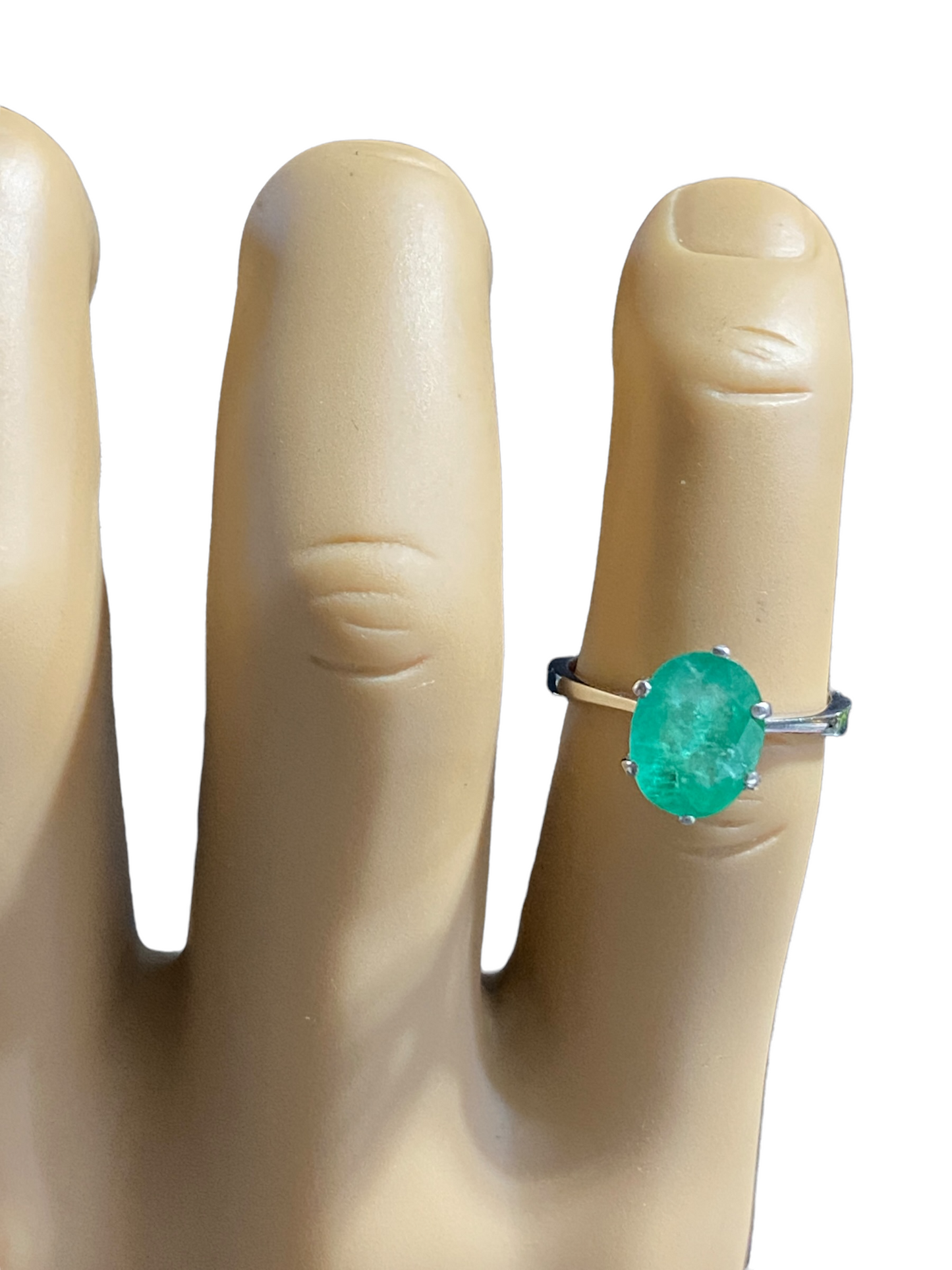 #4874 Retro 18 K White Gold Emerald One Stone Ring Size 5