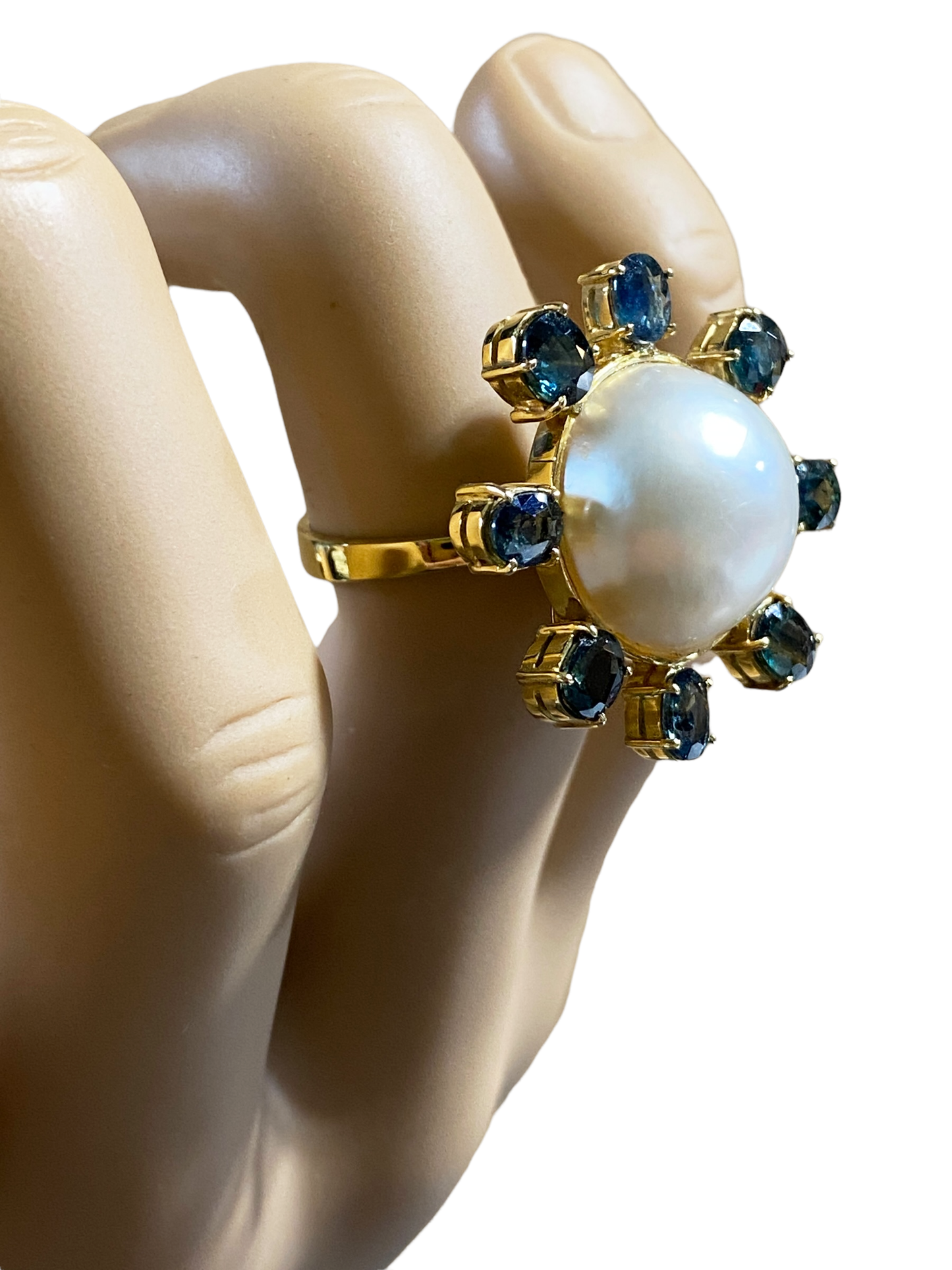 #2013 Retro 18 KT  Yellow Gold Maube Pearl & Sapphire  Ring