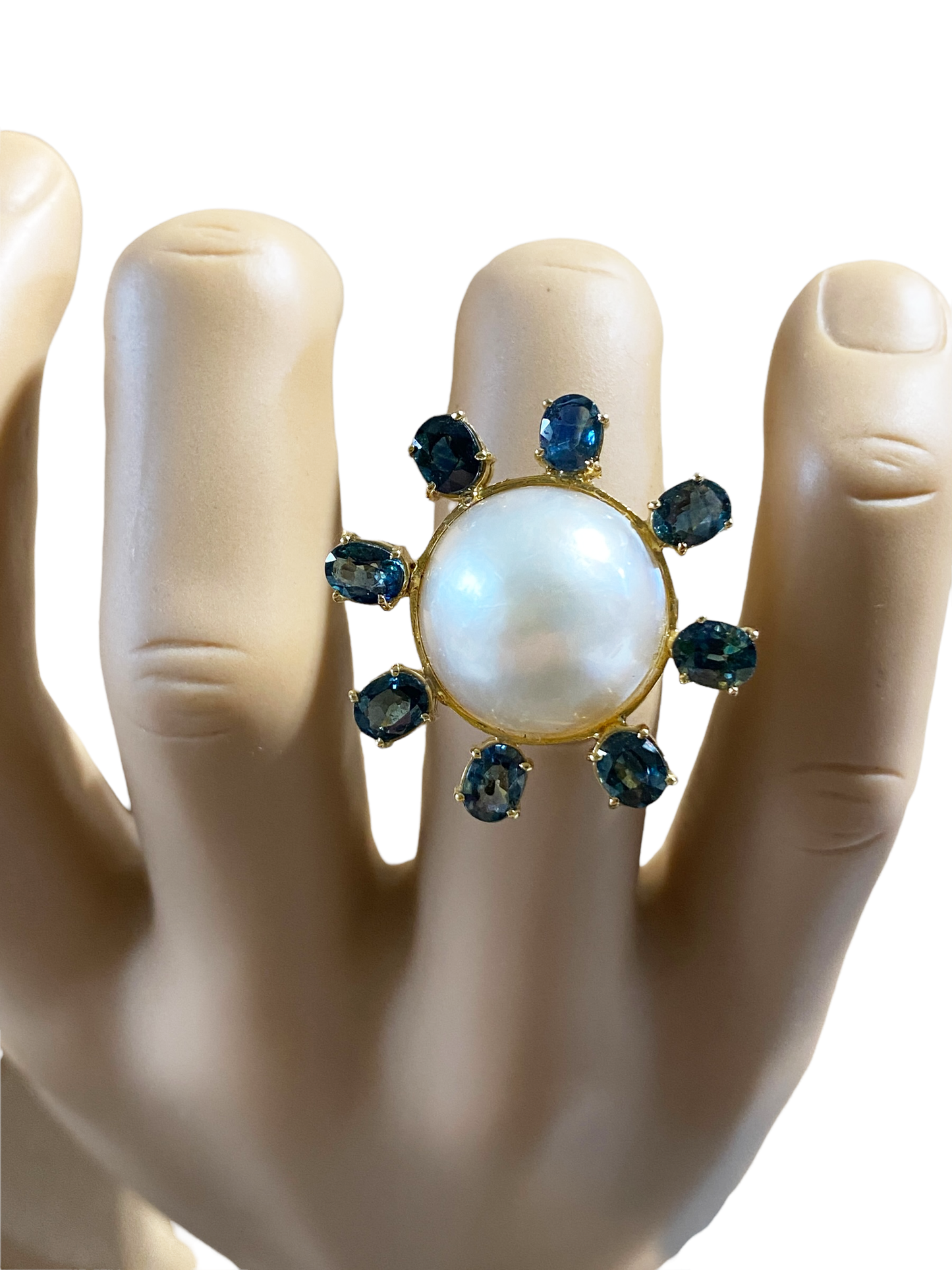 #2013 Retro 18 KT  Yellow Gold Maube Pearl & Sapphire  Ring