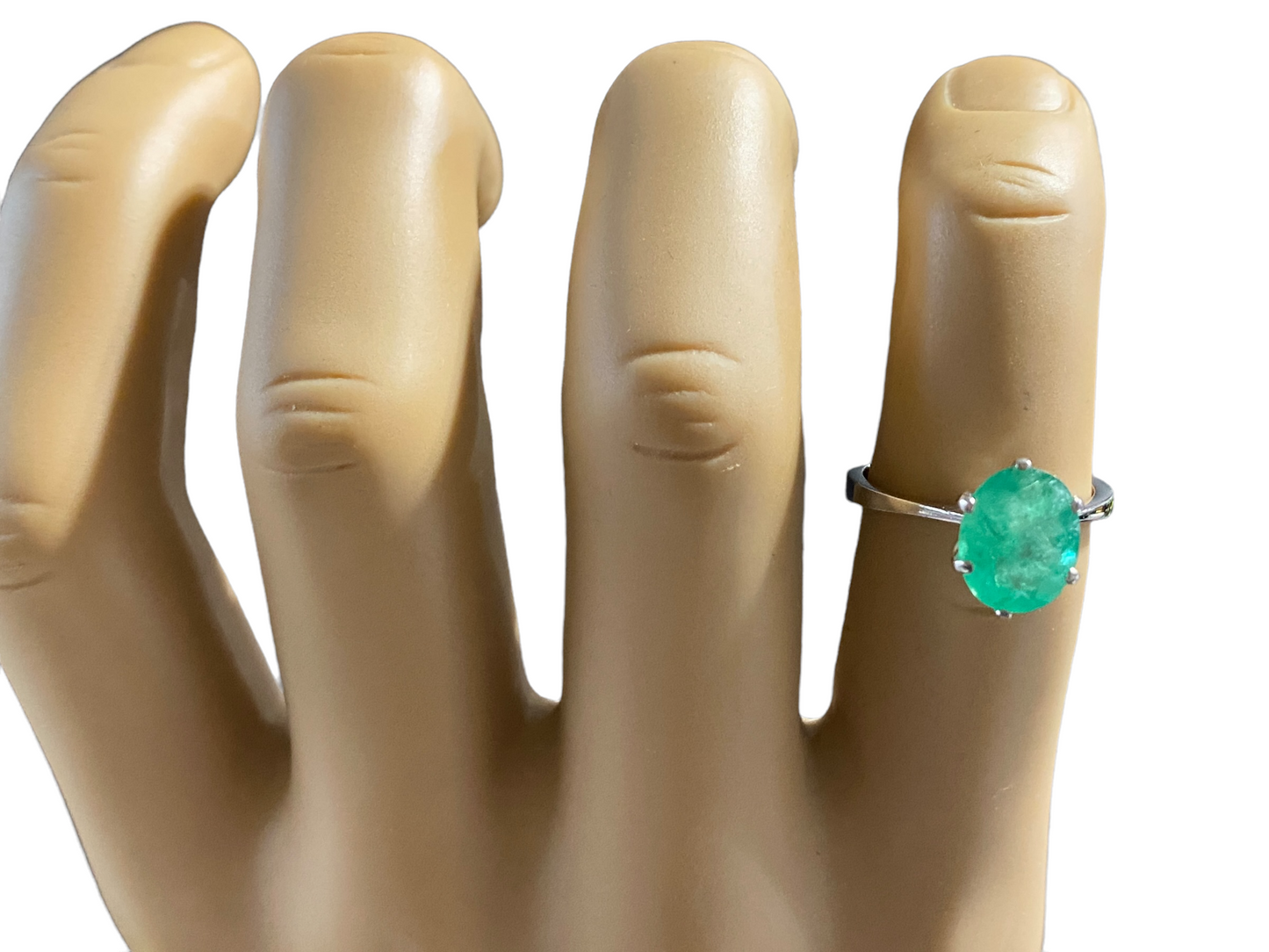 #4874 Retro 18 K White Gold Emerald One Stone Ring Size 5