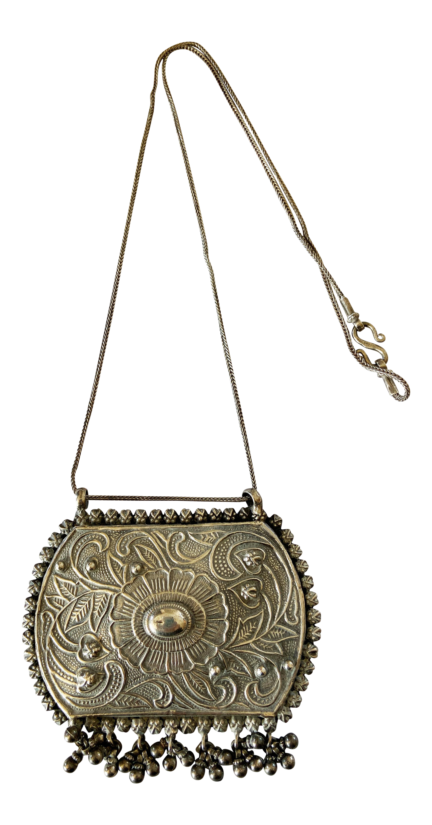 #4570 Ethnic sterling Silver Peruvian Pendant 14.5" H