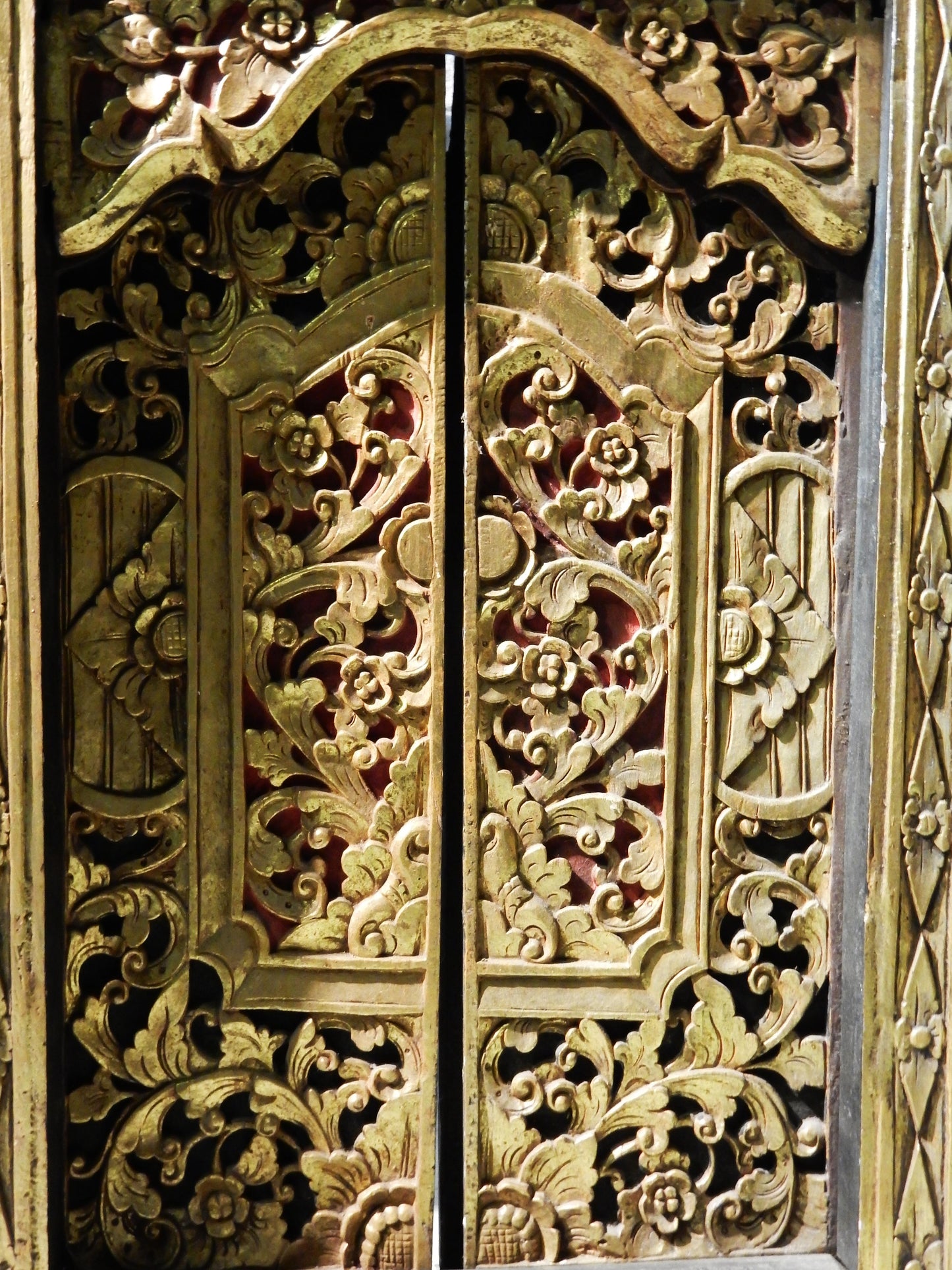 #w18 Old Gilt Wood Wall Decor/ Window/Shrine