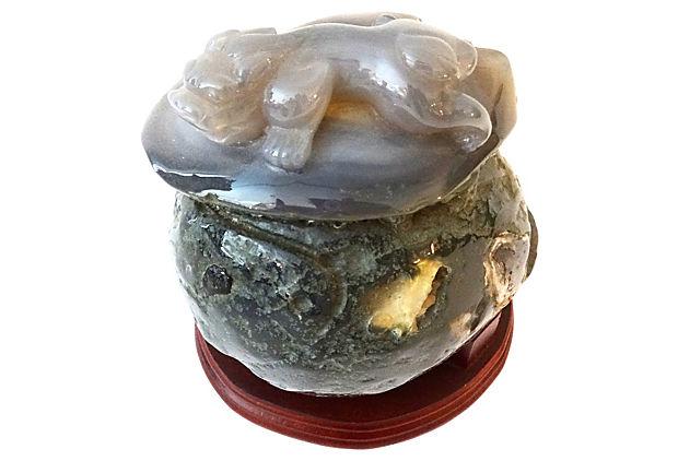 #ok131 Smoky Carnelian Agate Stone with Foo Dog