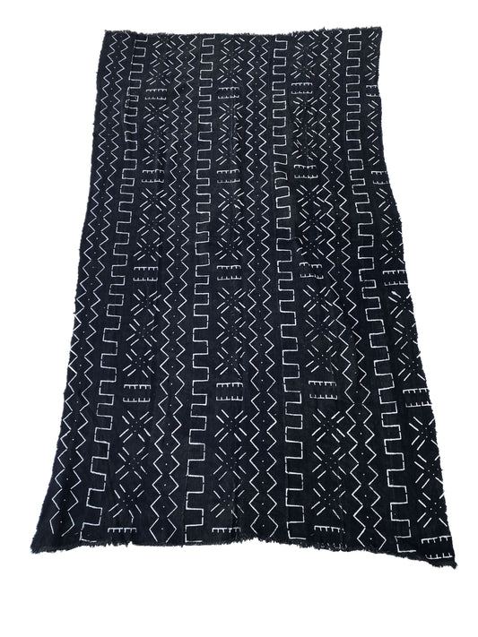 # 3858 African Black and White Mud Cloth Textile Mali