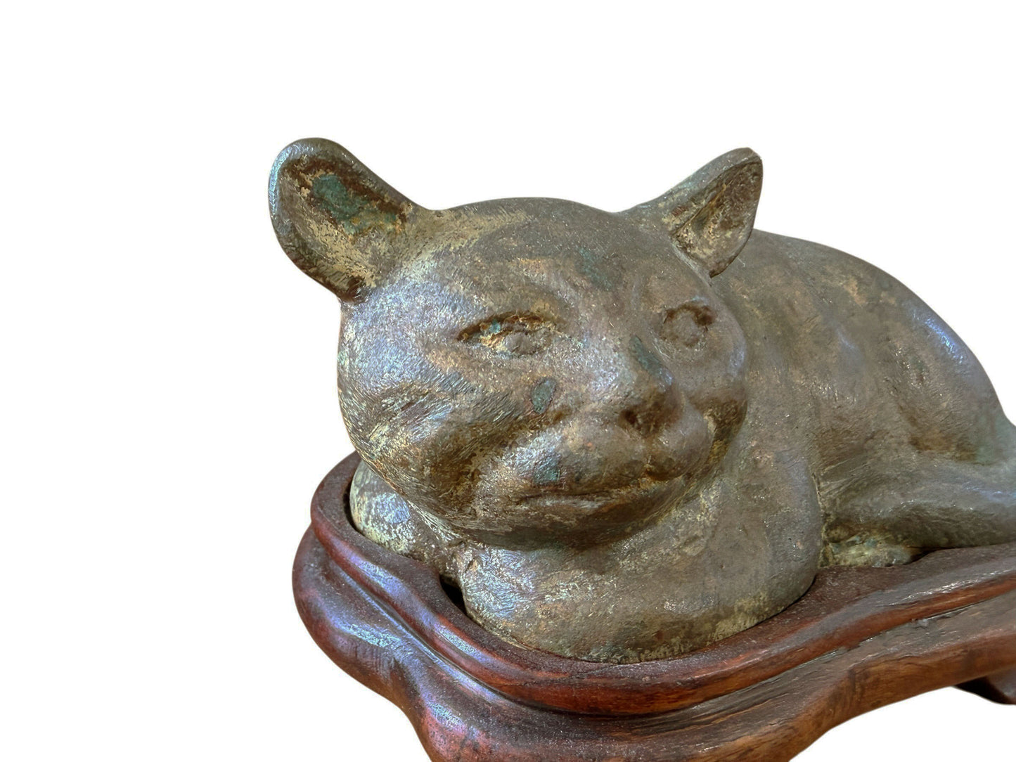 #91  Old Bronze Chinoiserie Han Style Recumbent Kitten  Sculpture On Wood Stand
