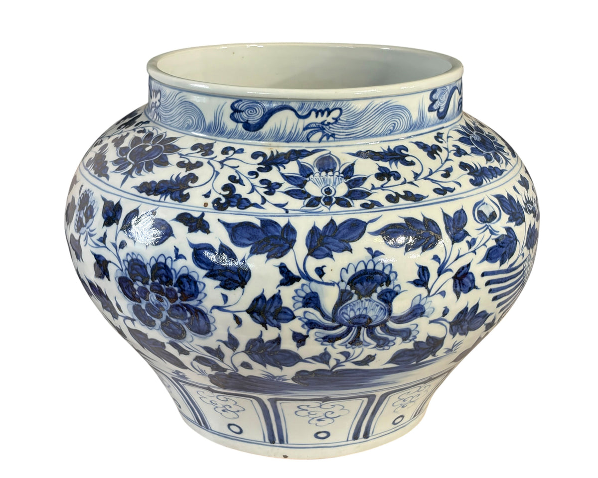 #3713 Vintage Ming Style Chinoiserie Blue and White Vase/Cachepot 11" H