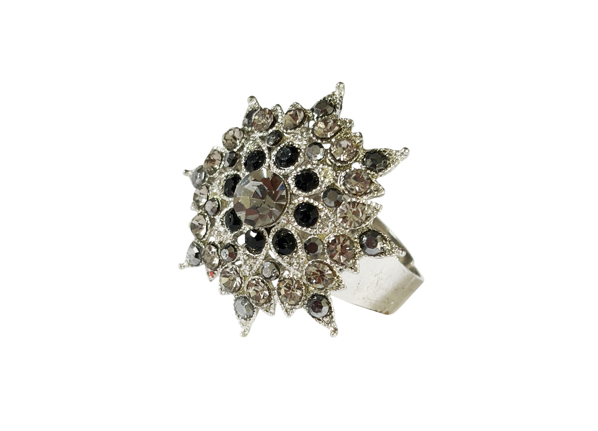 #56 Vintage Ring  W Unique Flower Shape Size 7 Resizable
