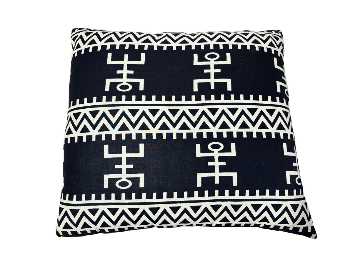 #133 African Custom Made Black and White Kente Cloth Pillow 20"