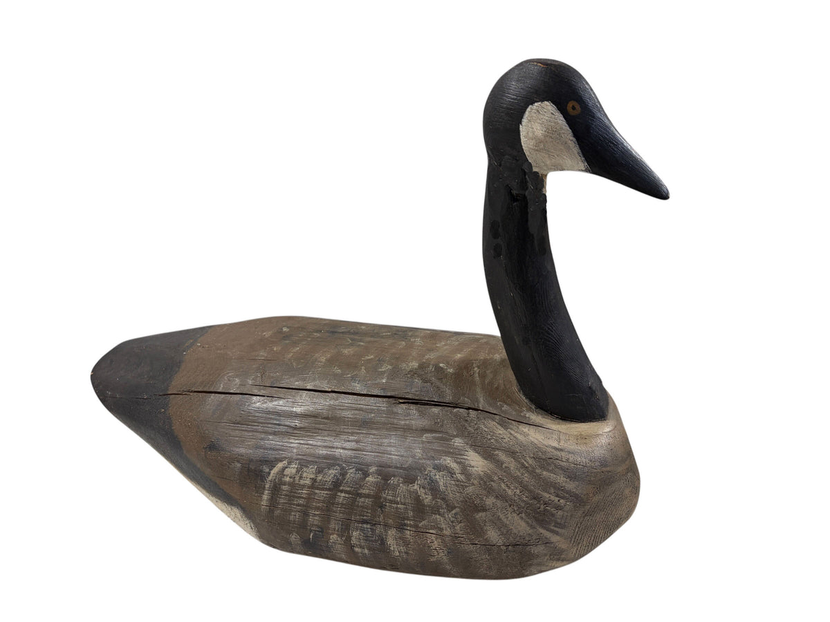 #6854 Vintage 20th century Large  Hand Carved and Painted  Wood Canada Goose  Decoy 18"