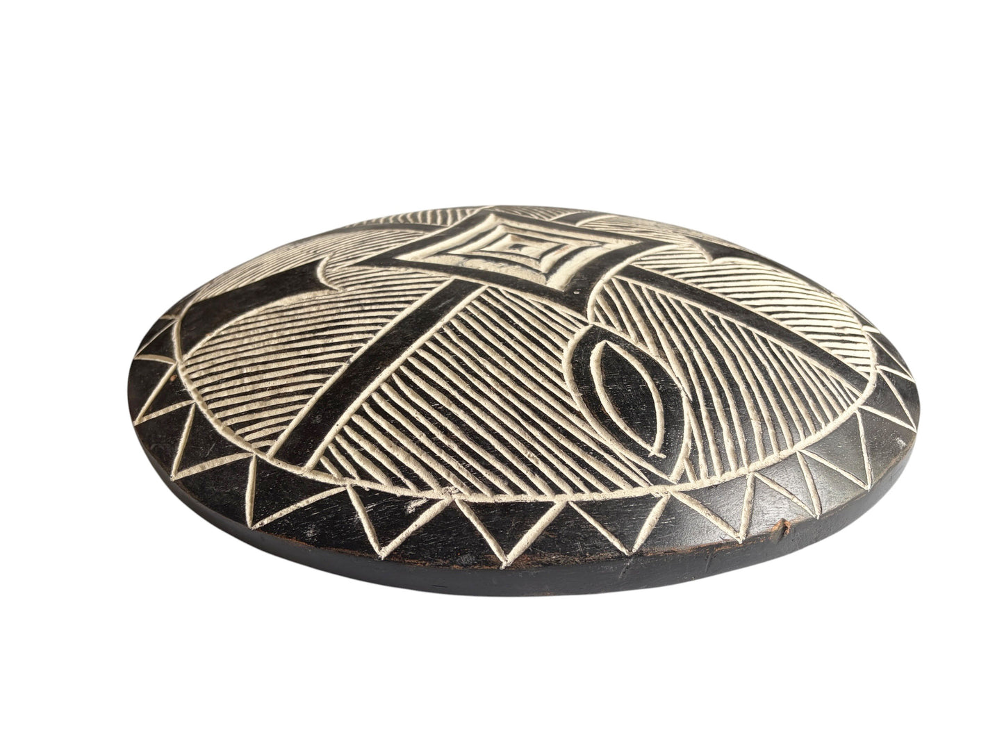 #1240 Vintage  African Bamileke Tribe Shield Cameroon 17.25 " D