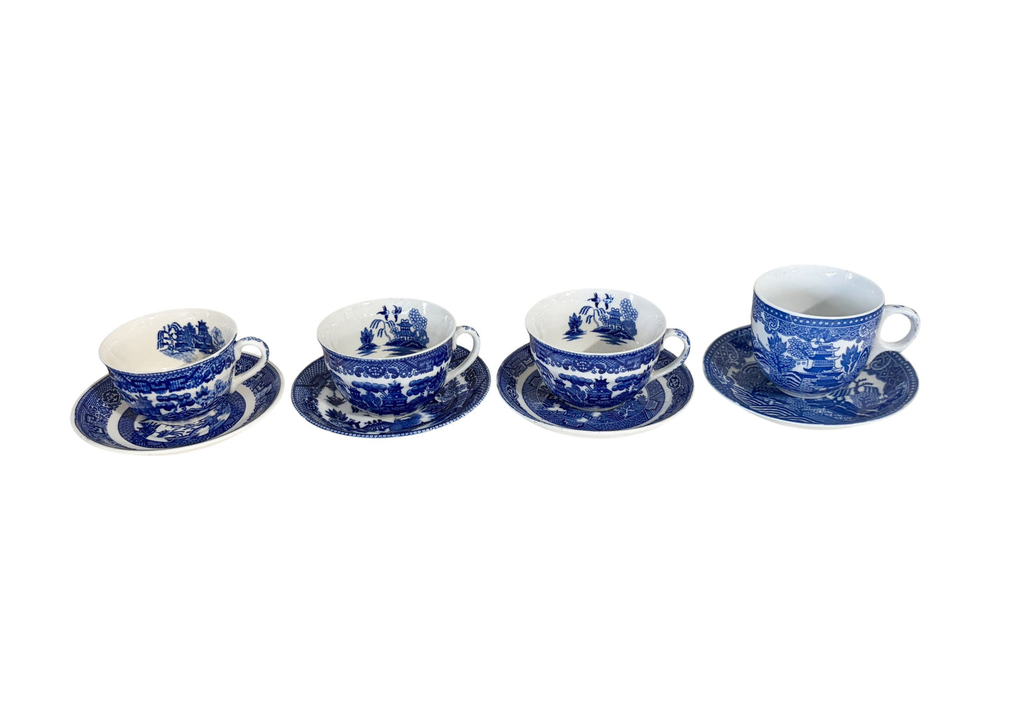 #701 Vintage Blue & White porcelain  Willow Pattern set of 4 Tea Cups Made in Japan