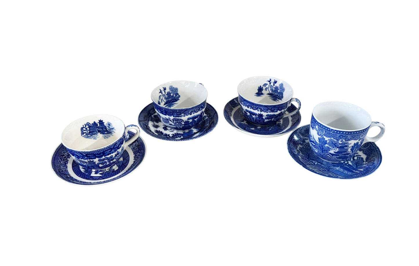 #701 Vintage Blue & White porcelain  Willow Pattern set of 4 Tea Cups Made in Japan