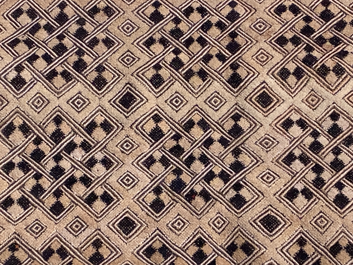 #6701 Vintage LG  African Tribal Kuba Kasai Velvet Raffia Textile 27" by 26.5"